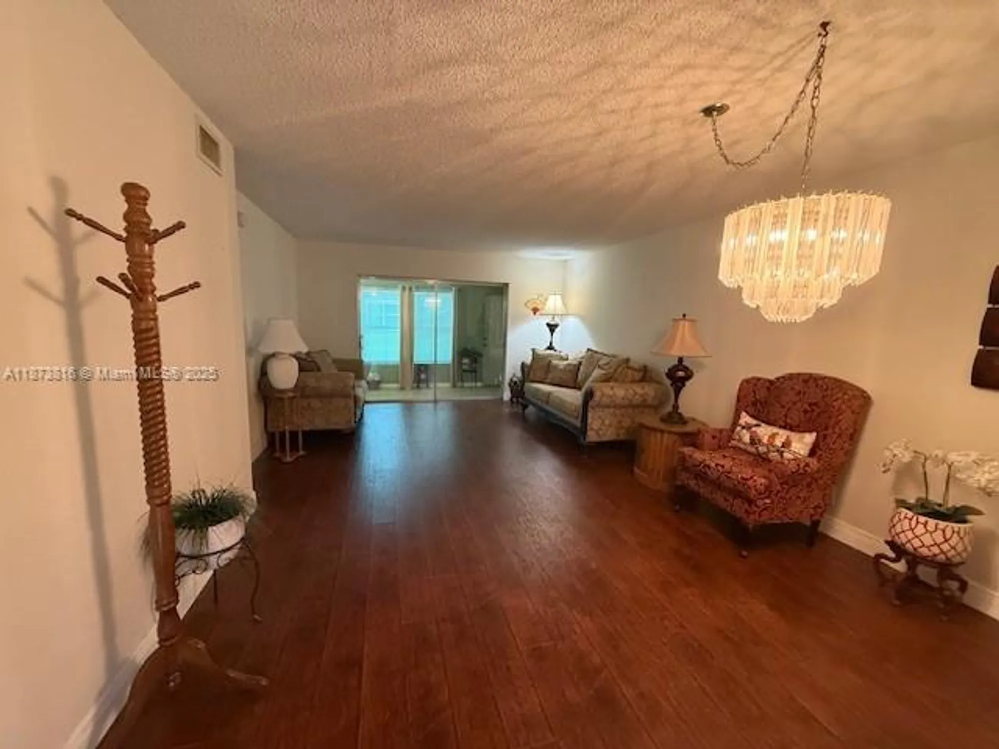 Property Slideshow image 4 of 34 | 7500 nw 5th pl apt 103, Margate, FL, 33063