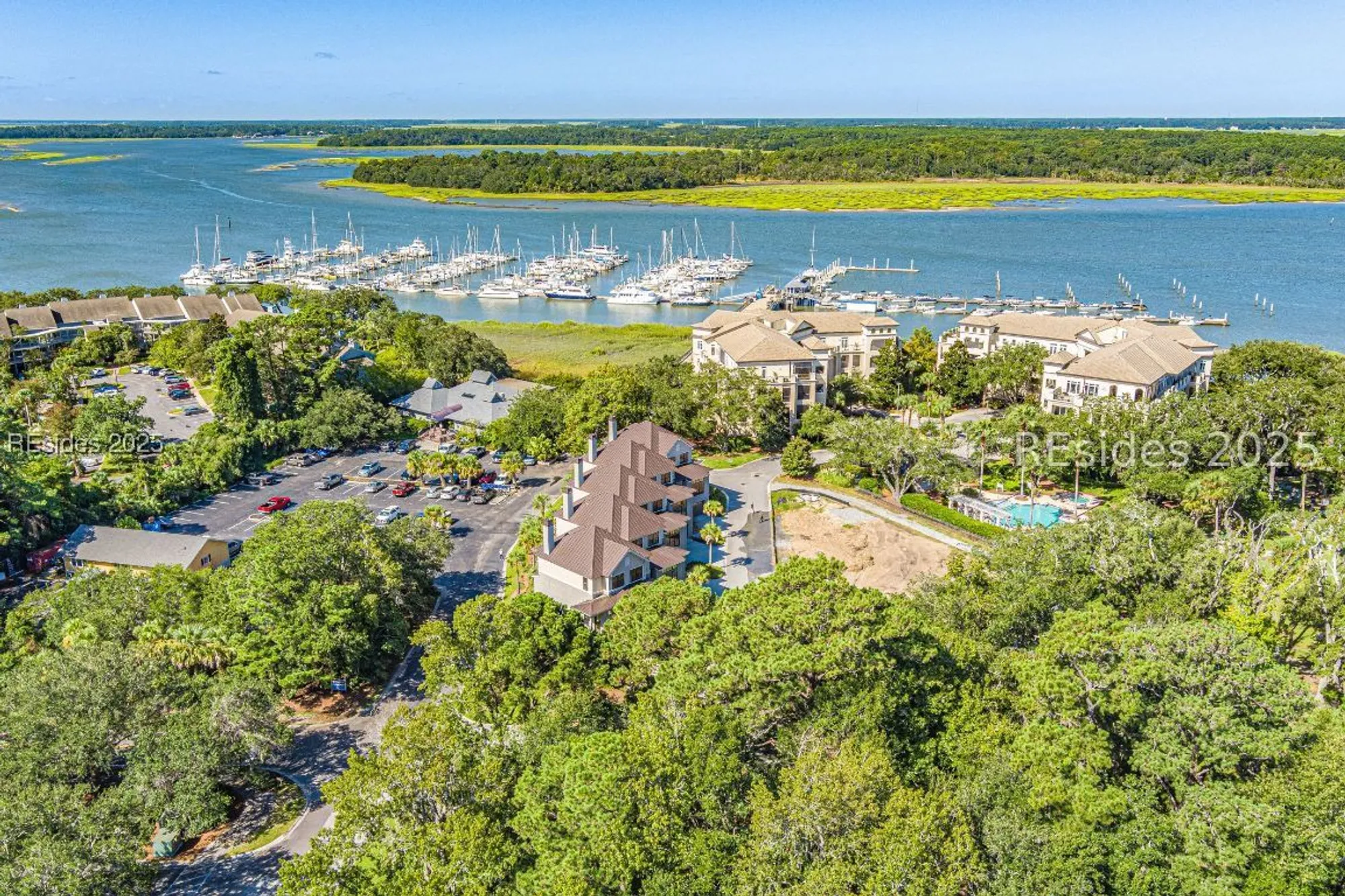 Property Slideshow image 65 of 86 | 9 grandview ct, Hilton Head Island, SC, 29926