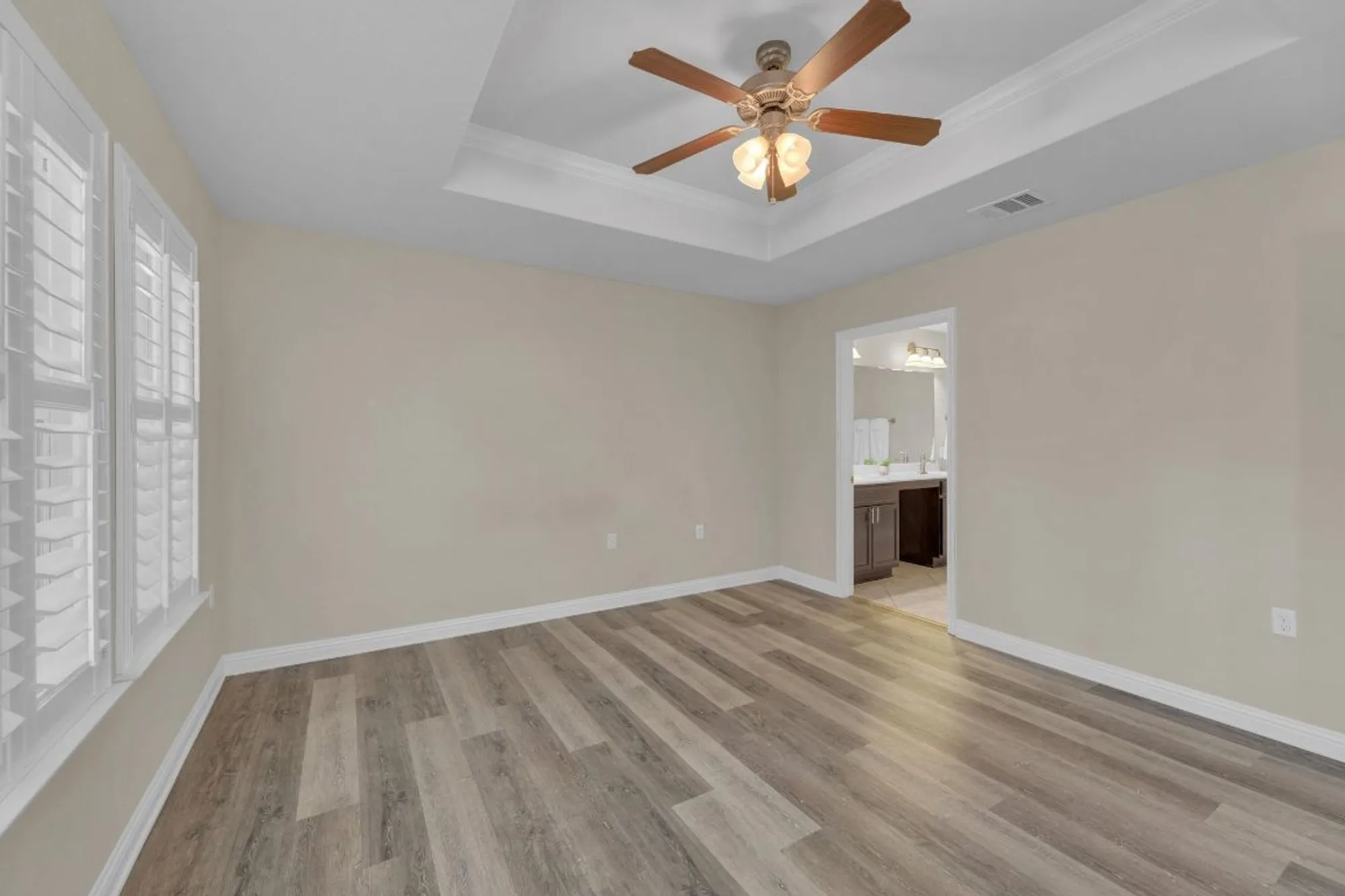 Property Slideshow image 12 of 26 | 501 sheldon lake dr, Georgetown, TX, 78633