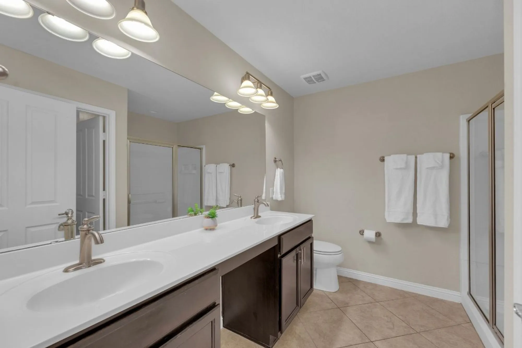 Property Slideshow image 13 of 26 | 501 sheldon lake dr, Georgetown, TX, 78633