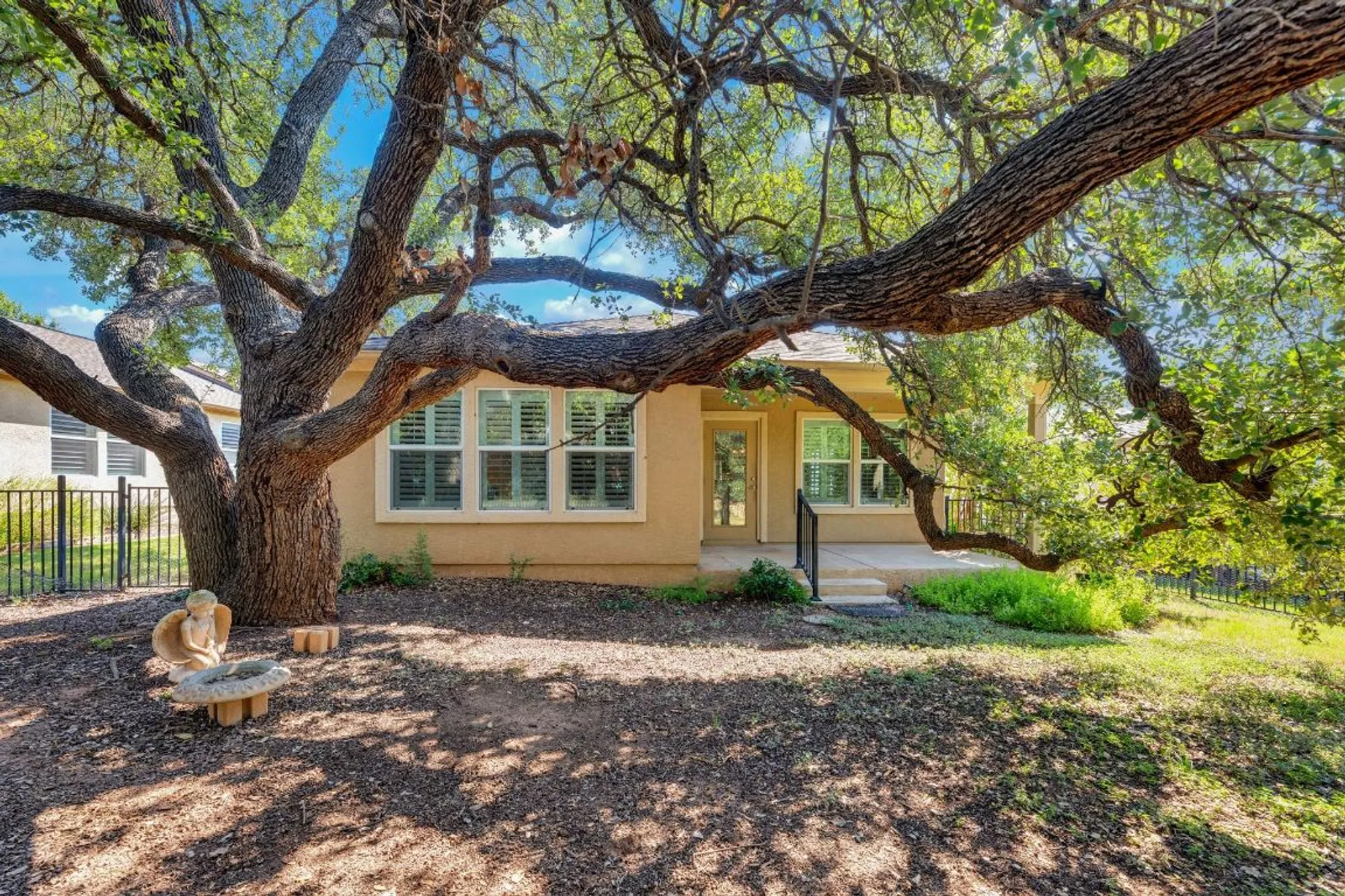 Property Slideshow image 26 of 26 | 501 sheldon lake dr, Georgetown, TX, 78633