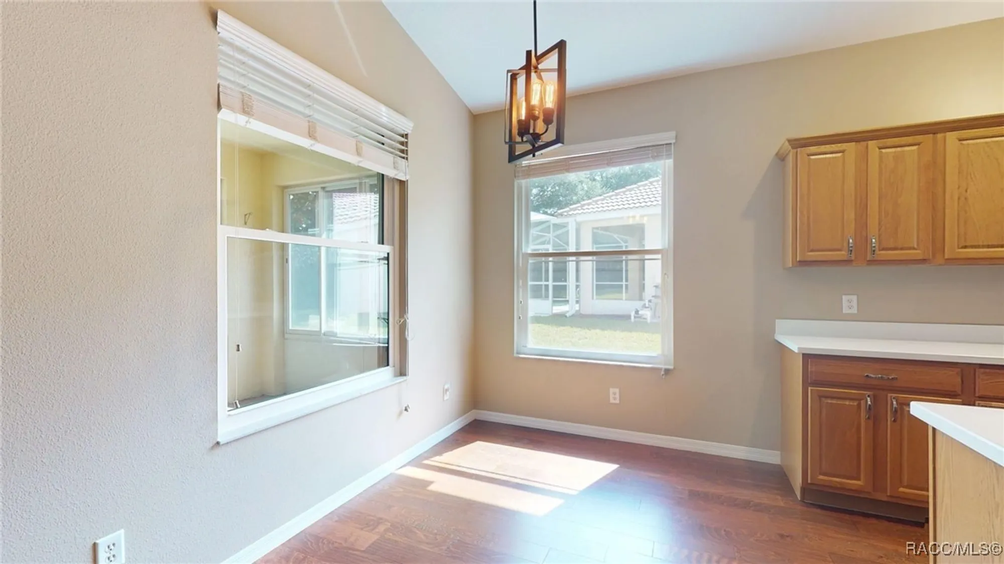 Property Slideshow image 14 of 61 | 963 w skyview crossing dr, Hernando, FL, 34442