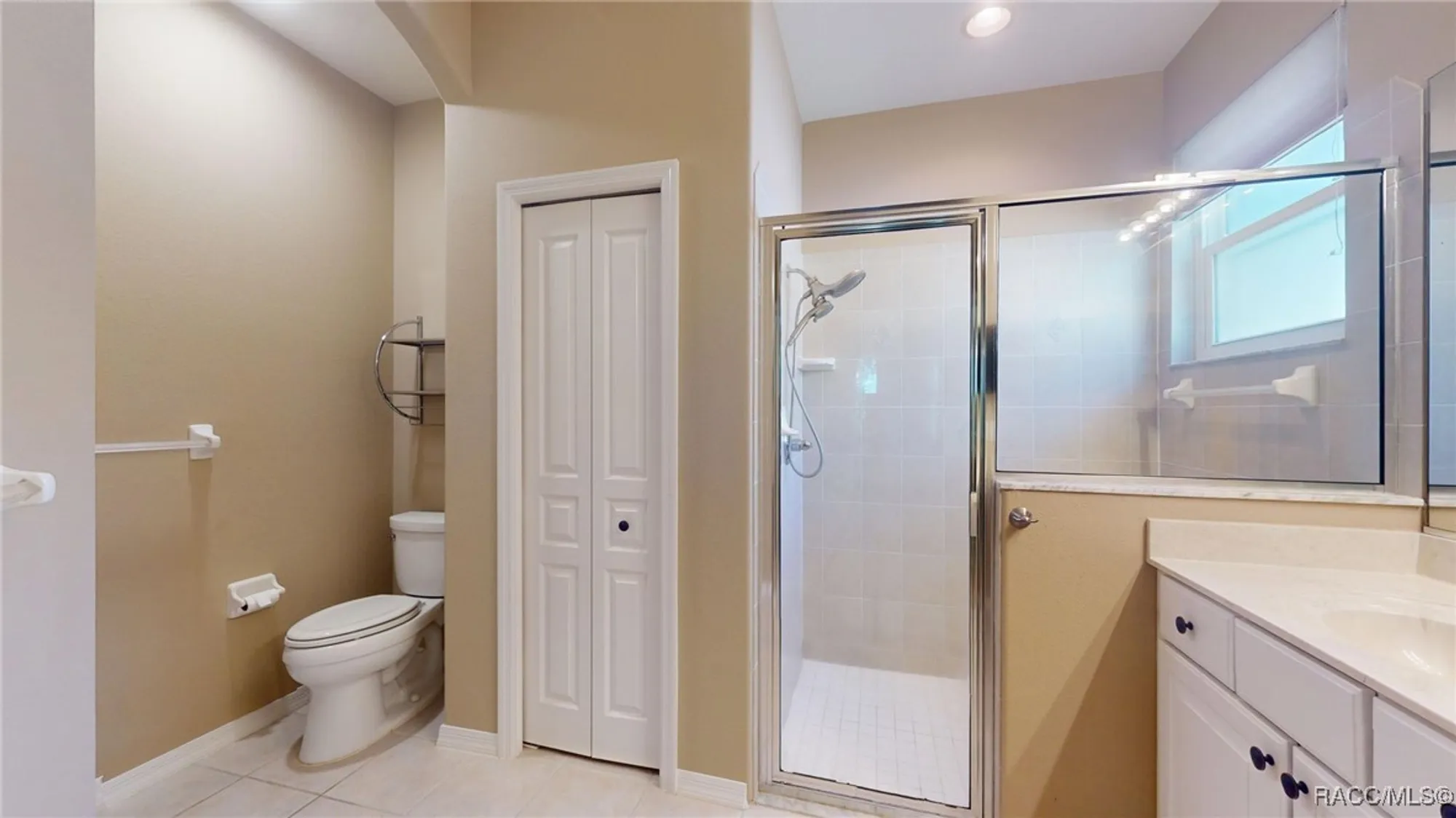 Property Slideshow image 25 of 61 | 963 w skyview crossing dr, Hernando, FL, 34442