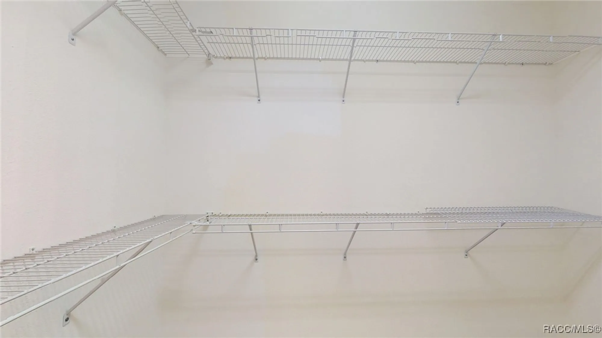 Property Slideshow image 26 of 61 | 963 w skyview crossing dr, Hernando, FL, 34442