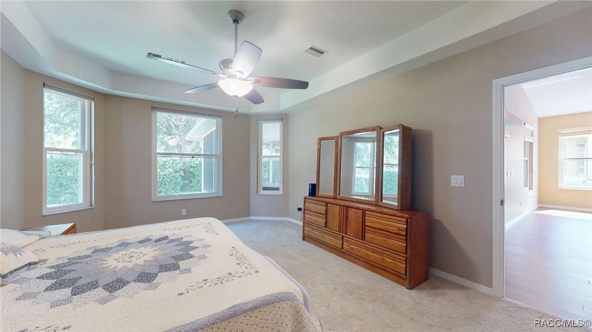 Property Slideshow image 27 of 61 | 963 w skyview crossing dr, Hernando, FL, 34442