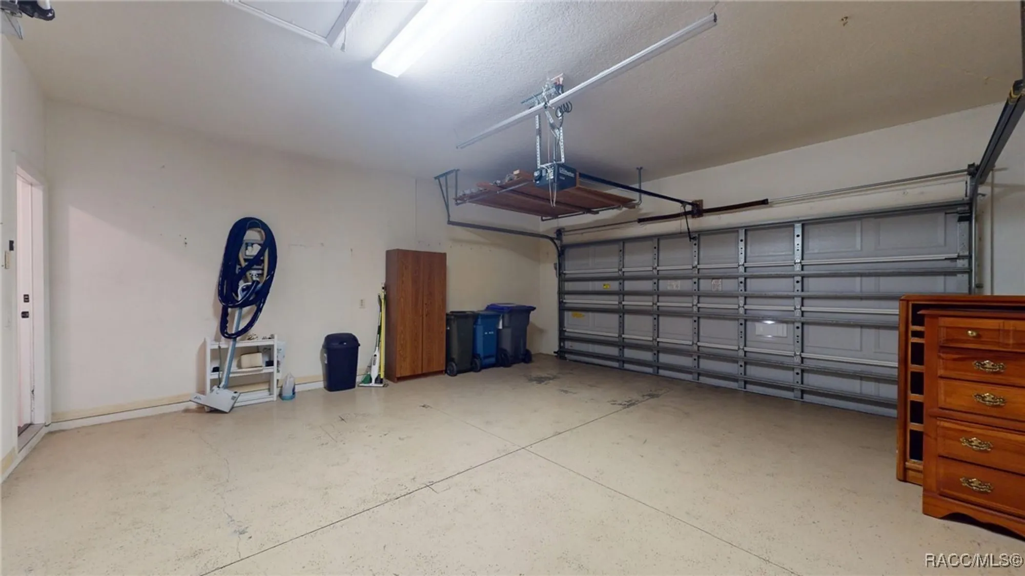 Property Slideshow image 36 of 61 | 963 w skyview crossing dr, Hernando, FL, 34442