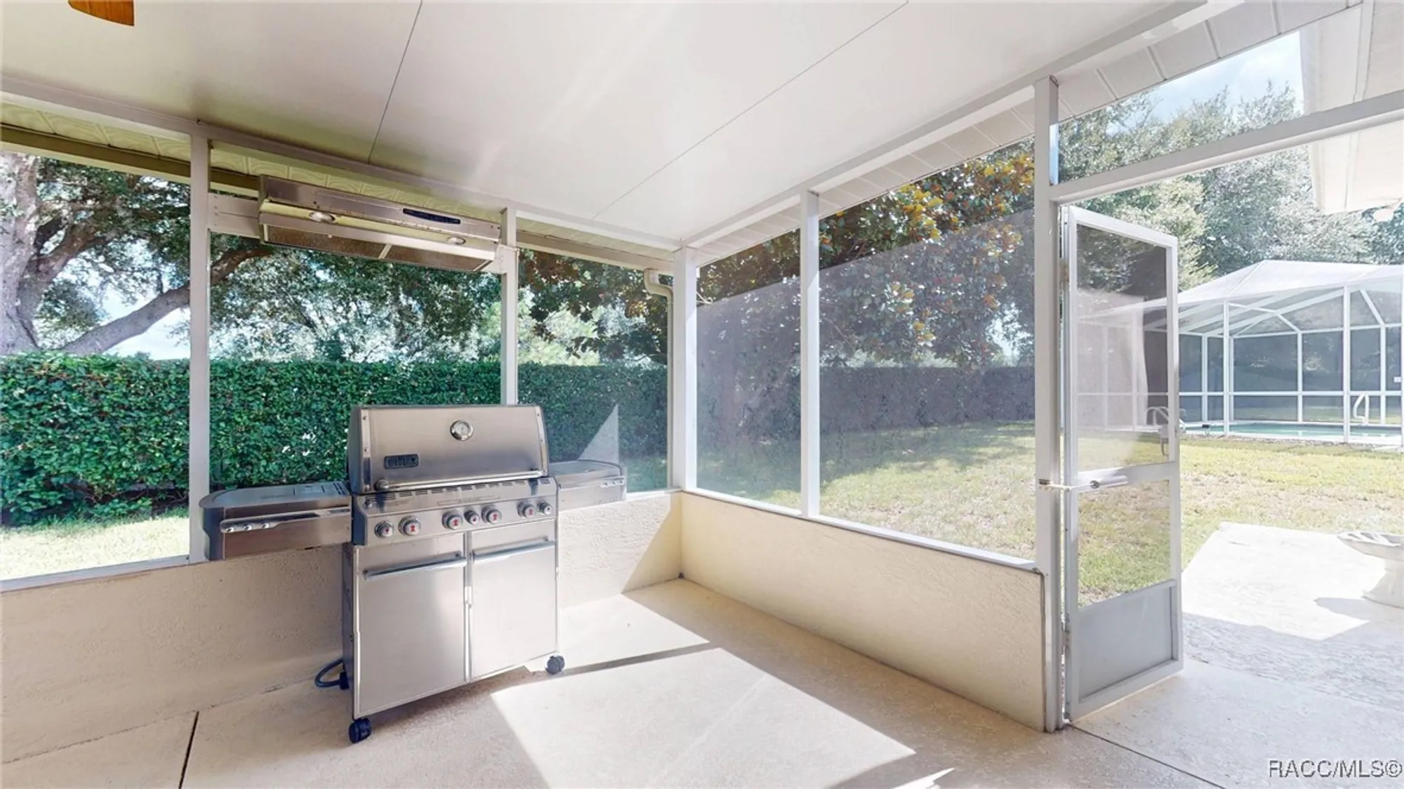 Property Slideshow image 40 of 61 | 963 w skyview crossing dr, Hernando, FL, 34442