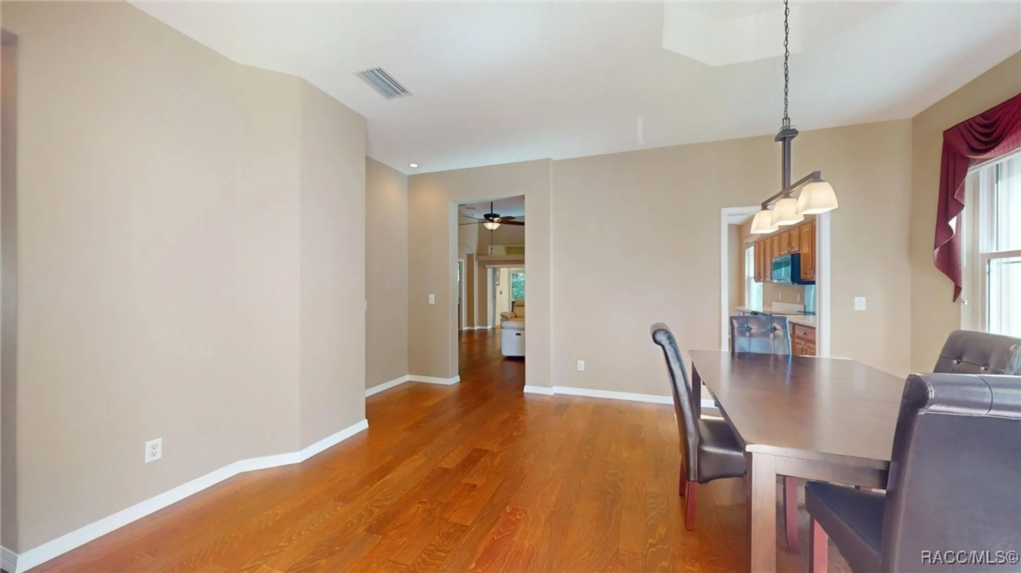 Property Slideshow image 7 of 61 | 963 w skyview crossing dr, Hernando, FL, 34442