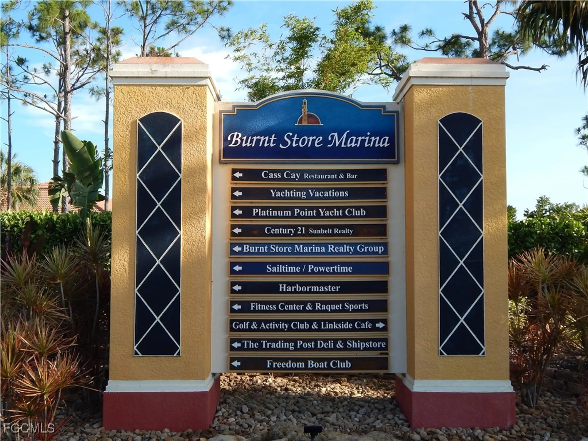 Property Slideshow image 15 of 36 | 316 islamorada blvd, Punta Gorda, FL, 33955