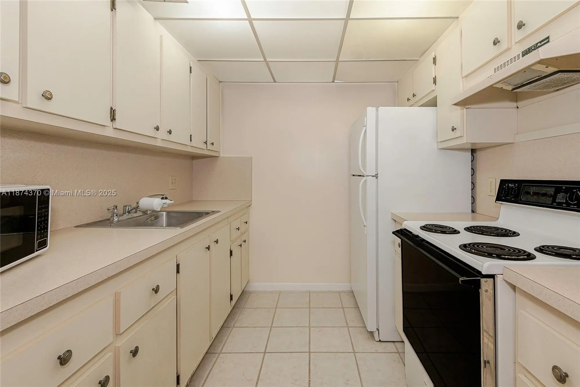 Property Slideshow image 17 of 36 | 1551 sw 135th ter apt 108g, Pembroke Pines, FL, 33027
