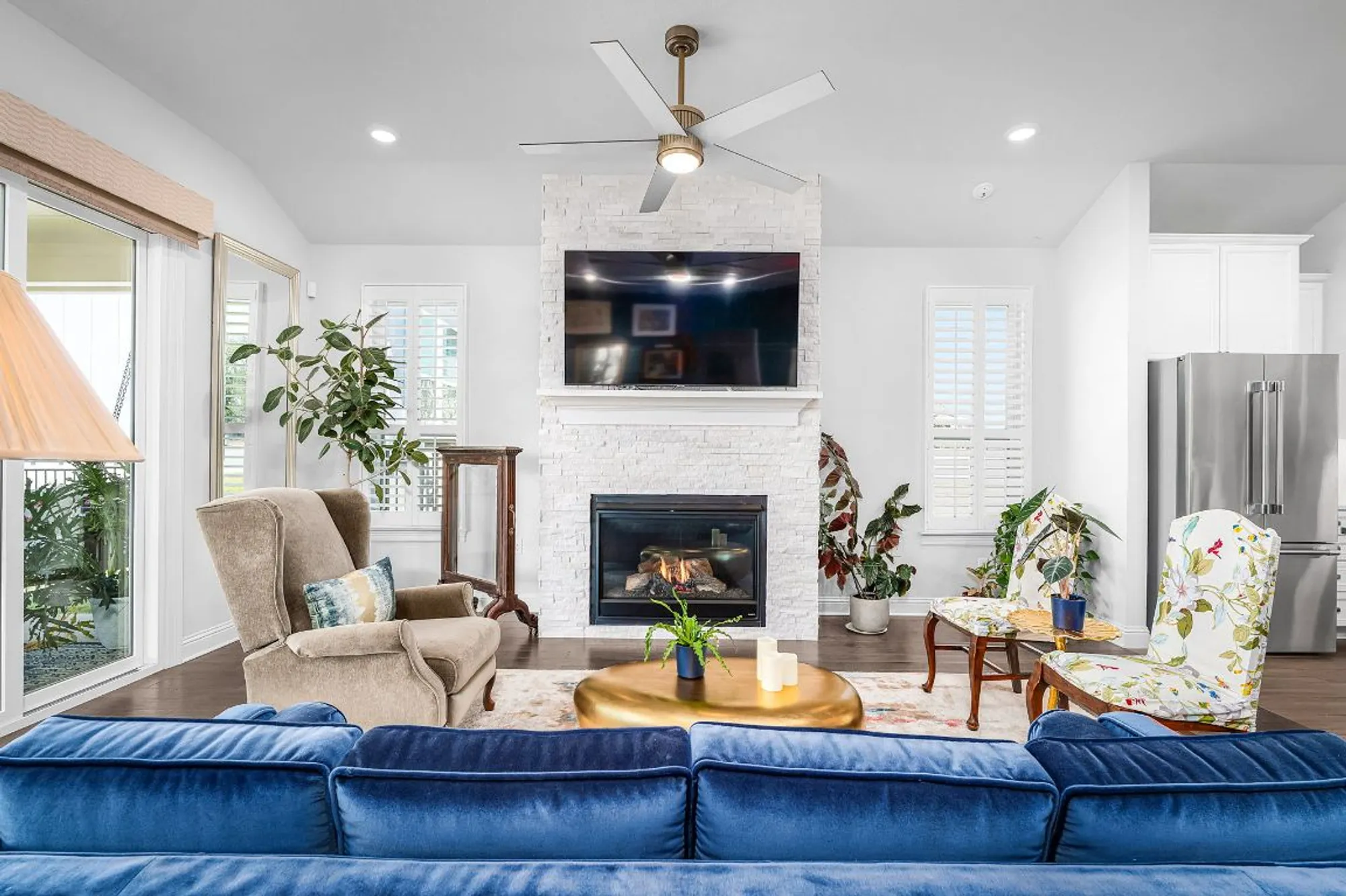 Property Slideshow image 11 of 37 | 115 twisting crest cv, San Marcos, TX, 78666