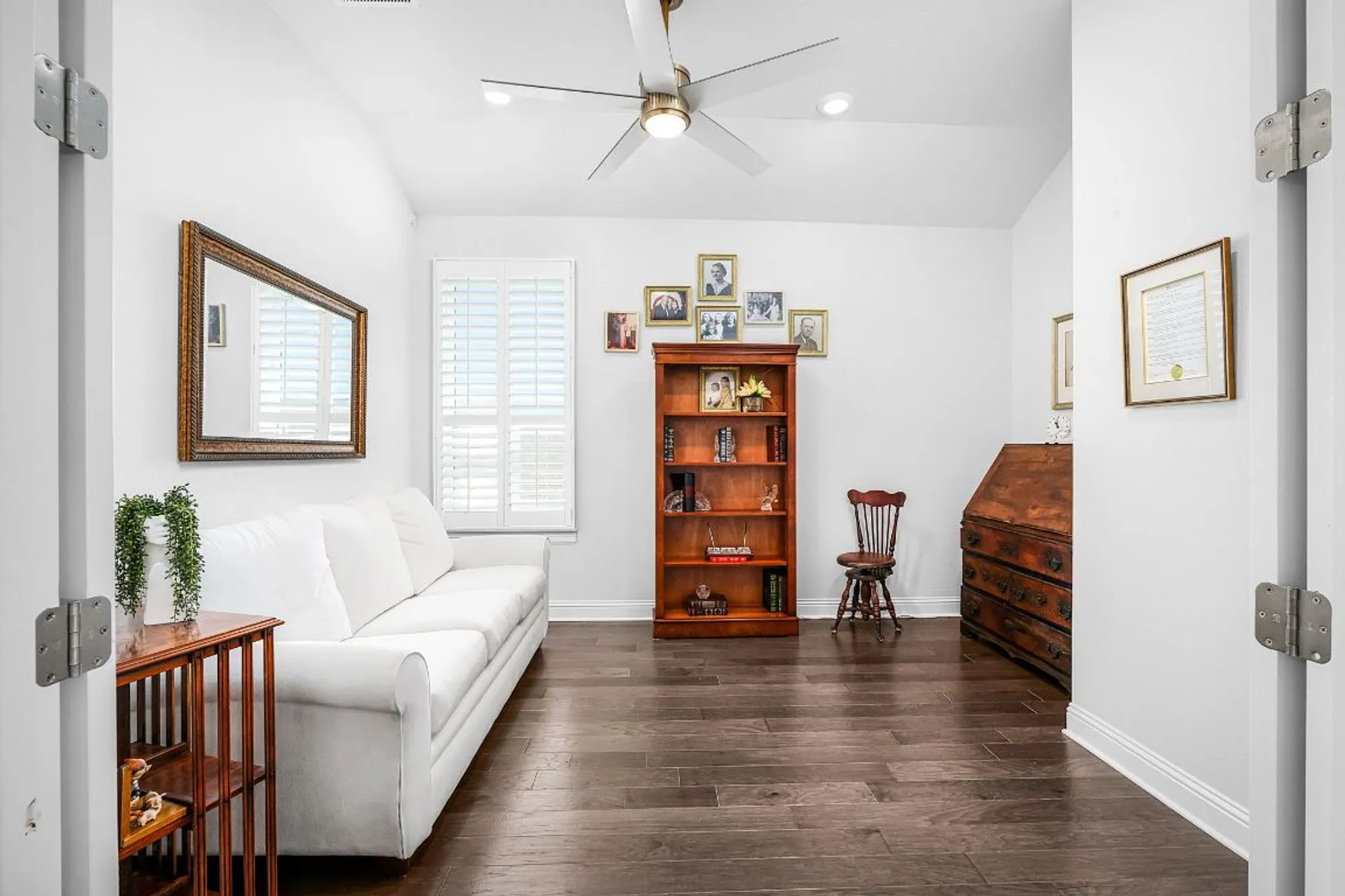 Property Slideshow image 24 of 37 | 115 twisting crest cv, San Marcos, TX, 78666