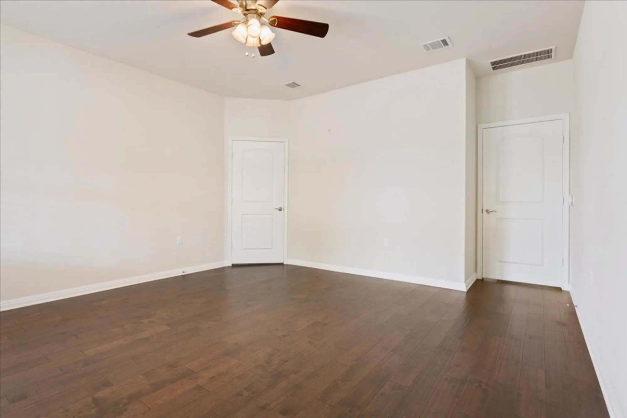Property Slideshow image 25 of 39 | 204 cathedral mountain pass, Georgetown, TX, 78633