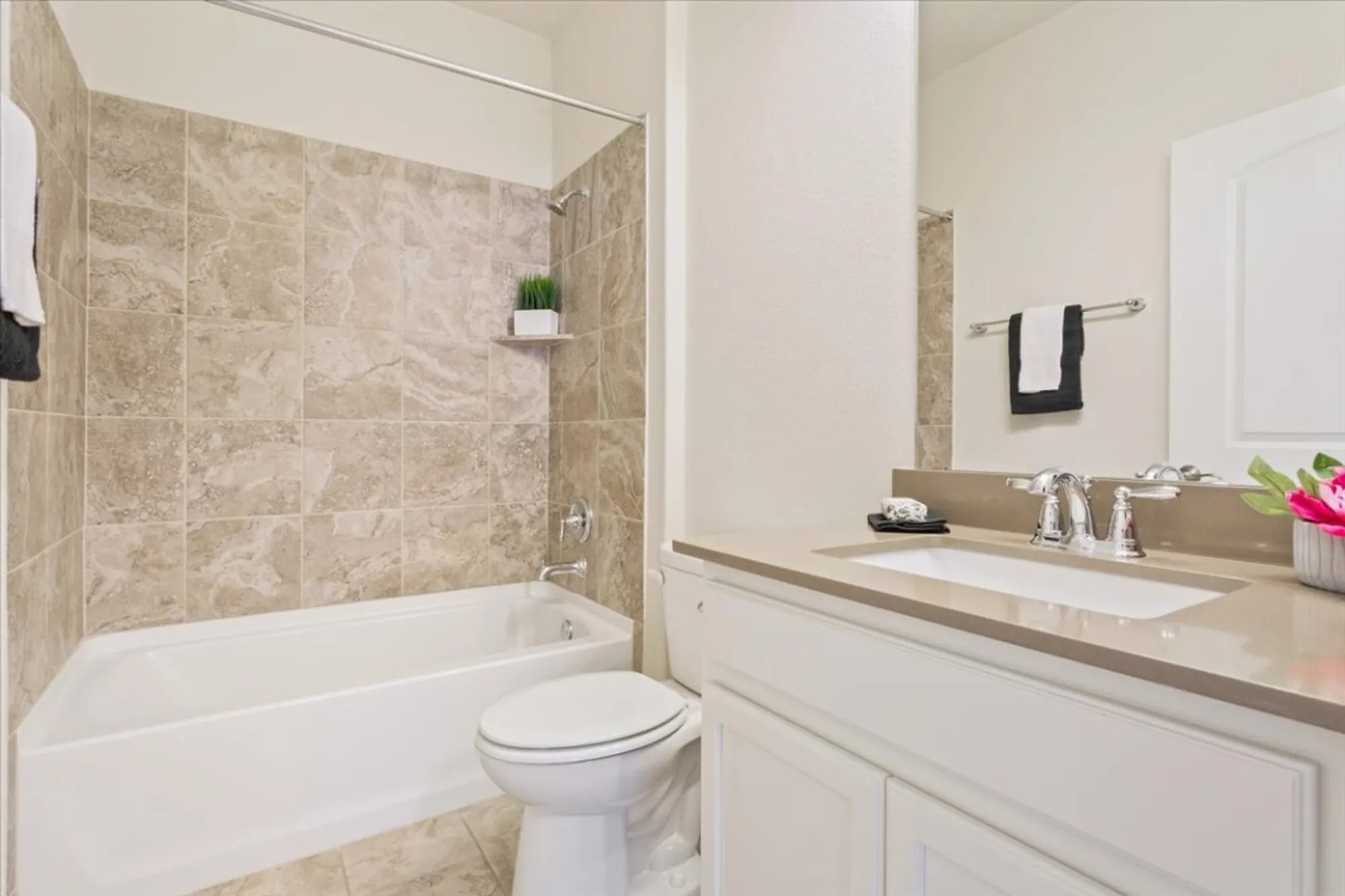 Property Slideshow image 33 of 39 | 204 cathedral mountain pass, Georgetown, TX, 78633