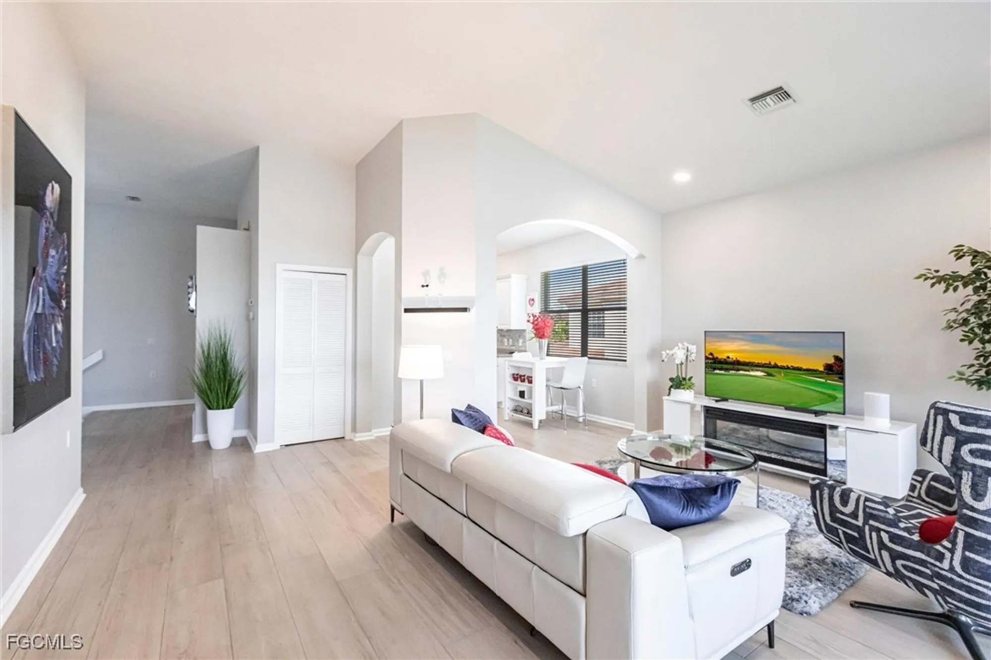 Property Slideshow image 12 of 46 | 3070 meandering way 201, Fort Myers, FL, 33905