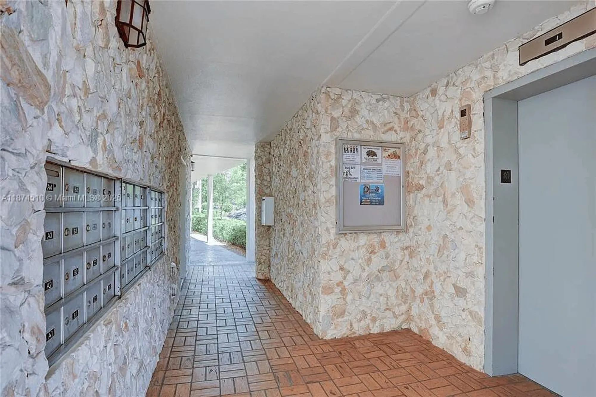 Property Slideshow image 16 of 25 | 2501 antigua ter d2, Coconut Creek, FL, 33066