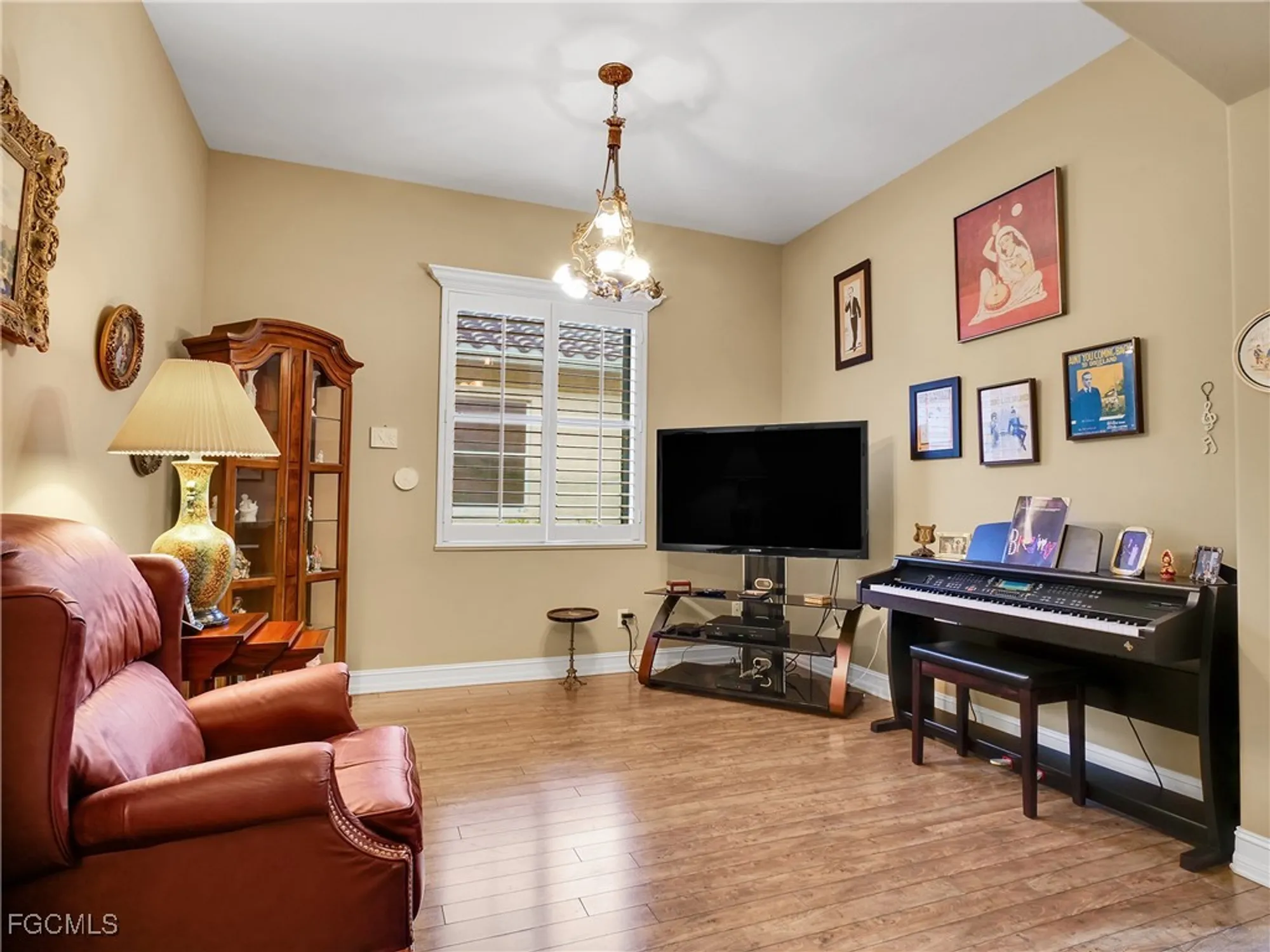 Property Slideshow image 22 of 46 | 10539 bellagio dr, Fort Myers, FL, 33913