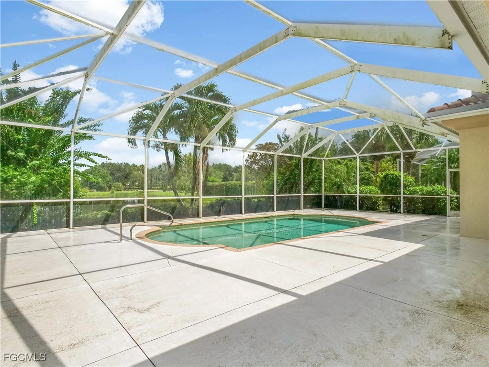Property Slideshow image 31 of 46 | 10539 bellagio dr, Fort Myers, FL, 33913