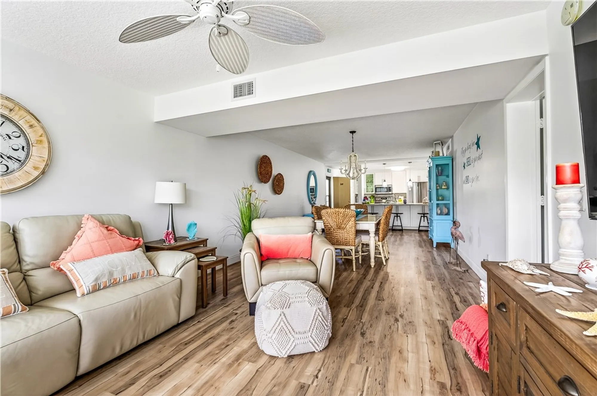 Property Slideshow image 17 of 35 | 9 plantation dr 201, Vero Beach, FL, 32966