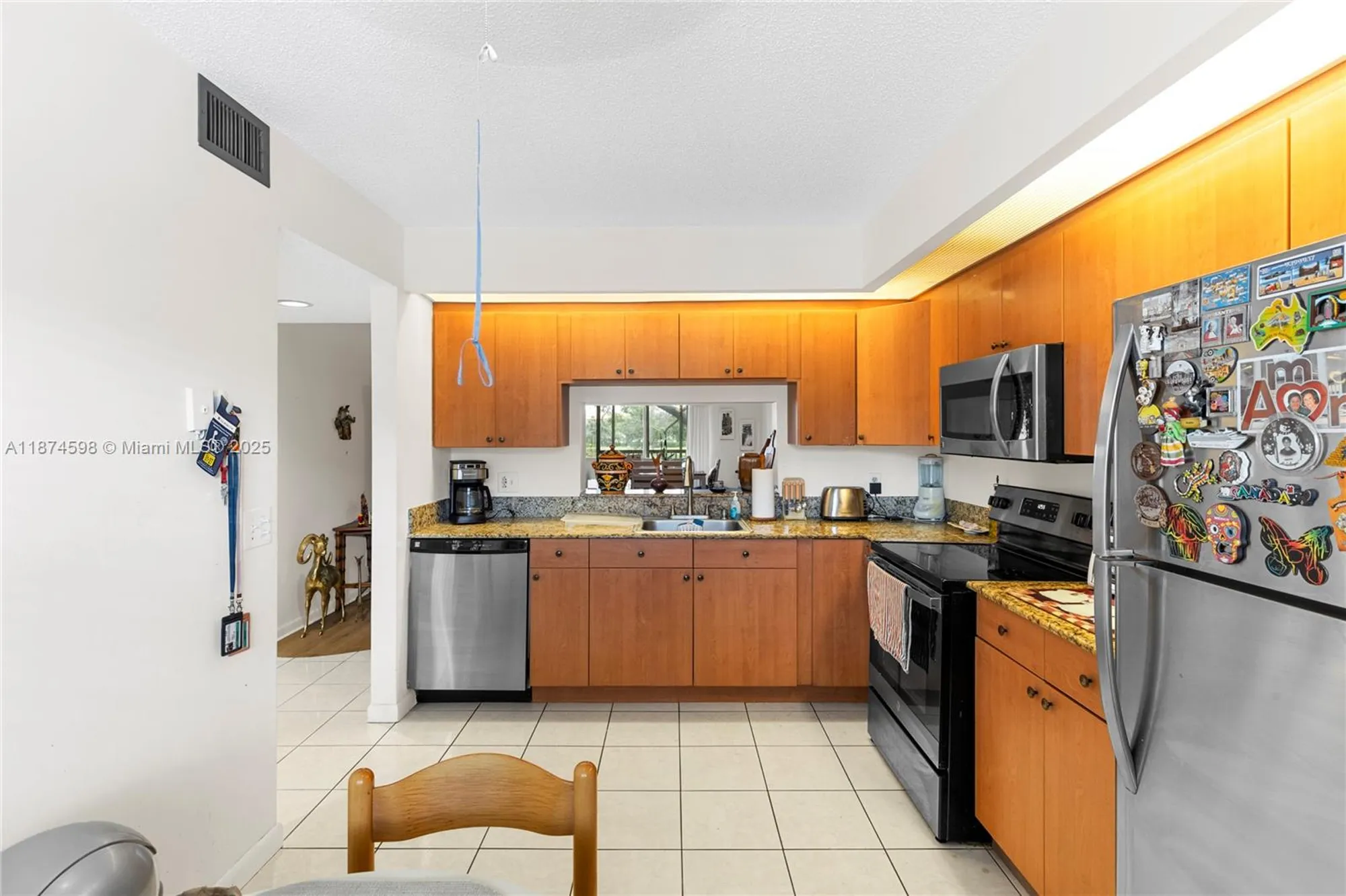 Property Slideshow image 18 of 36 | 1101 sw 128th ter c204, Pembroke Pines, FL, 33027