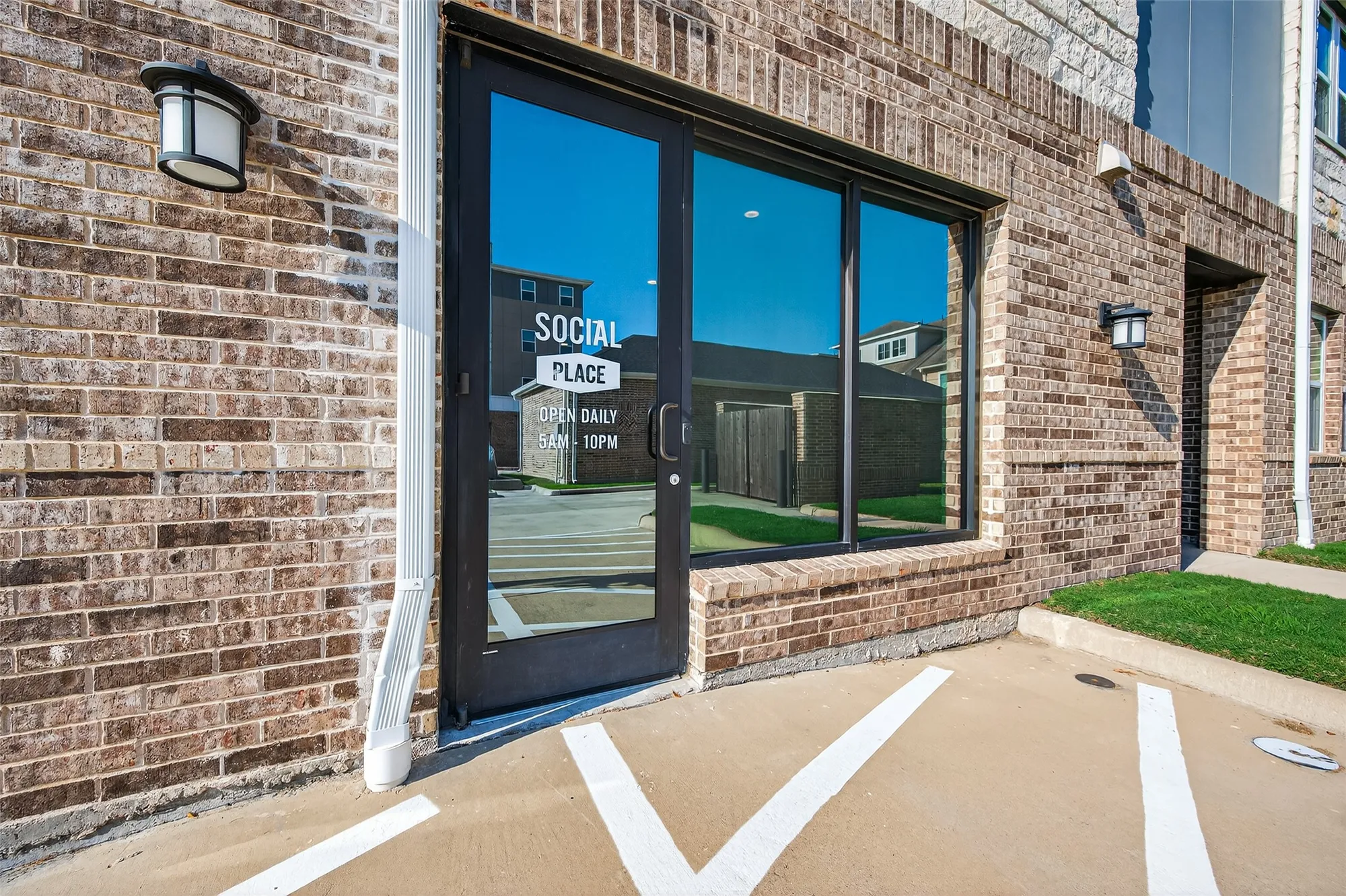 Property Slideshow image 28 of 36 | 6804 westview dr apt 1207, Houston, TX, 77055