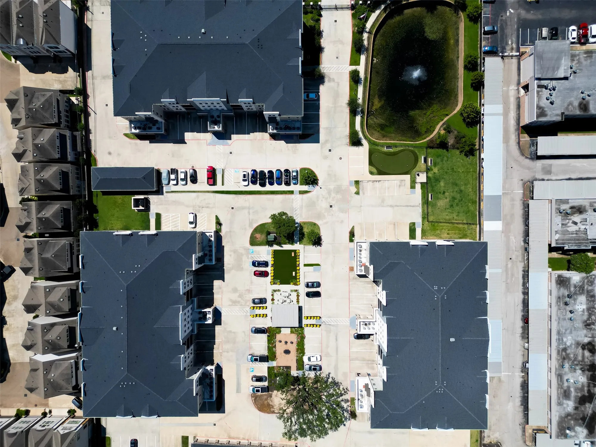 Property Slideshow image 36 of 36 | 6804 westview dr apt 1207, Houston, TX, 77055