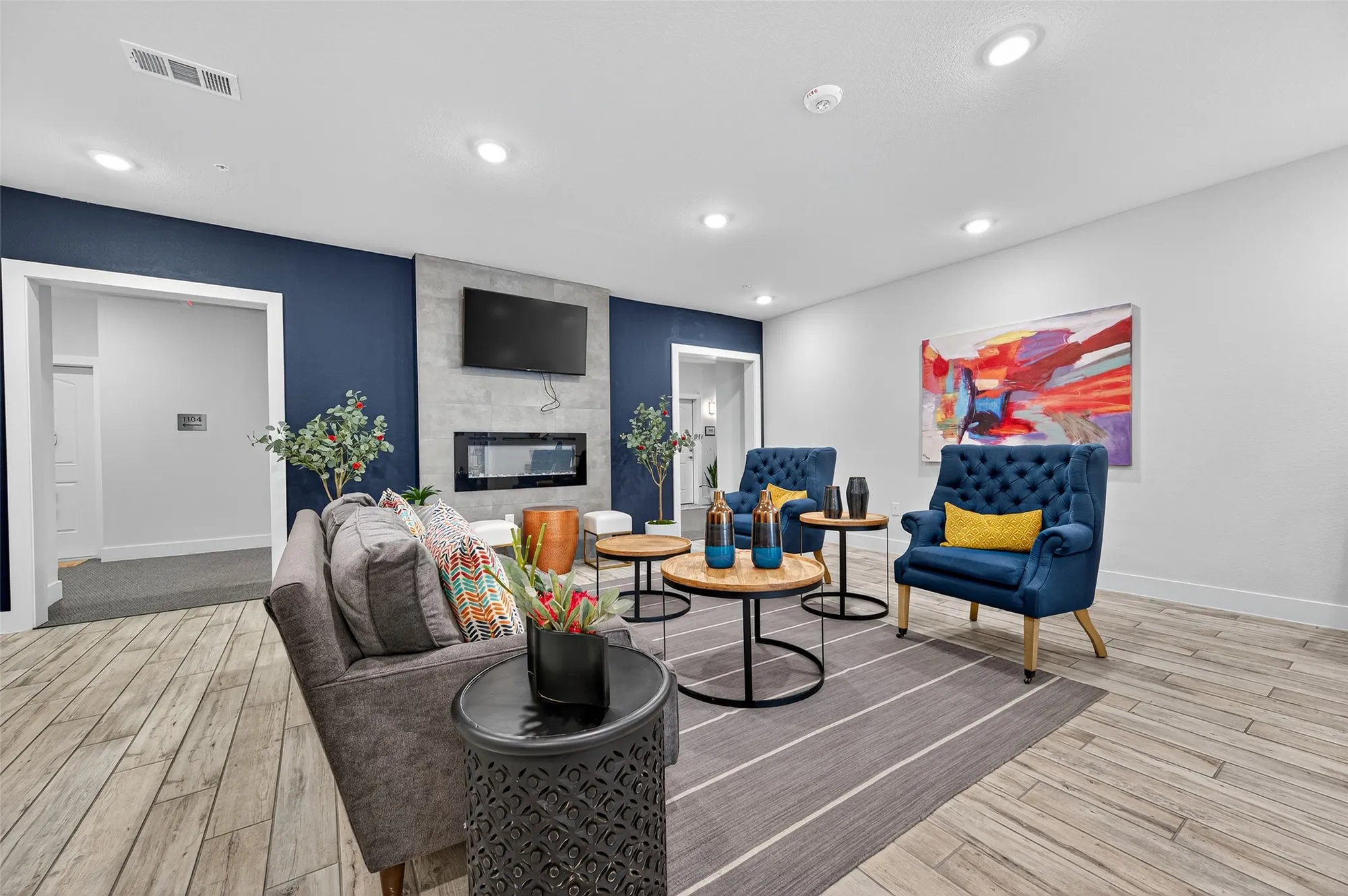 Property Slideshow image 4 of 37 | 6804 westview dr apt 1207, Houston, TX, 77055