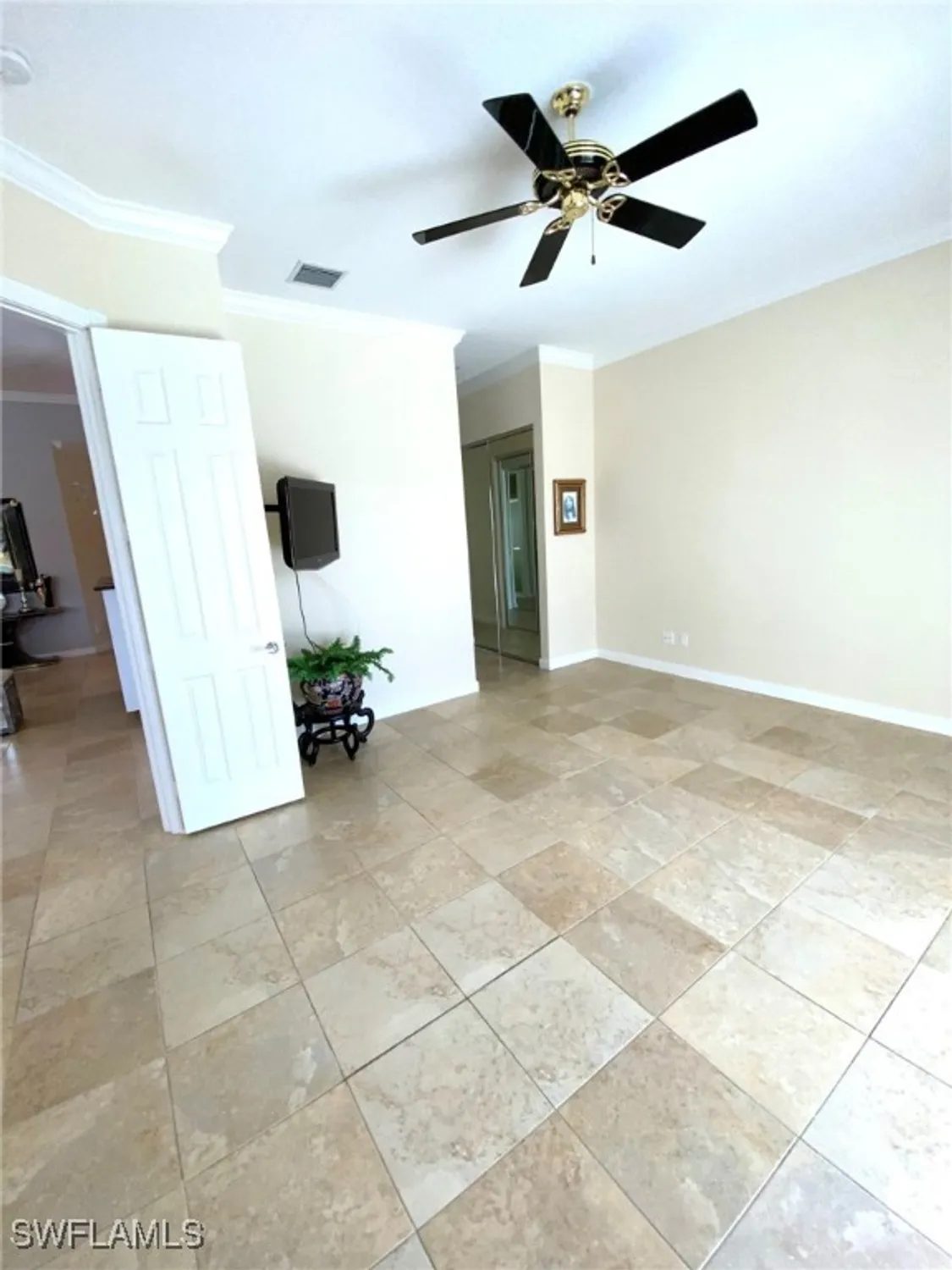Property Slideshow image 20 of 36 | 7662 sicilia ct, Naples, FL, 34114
