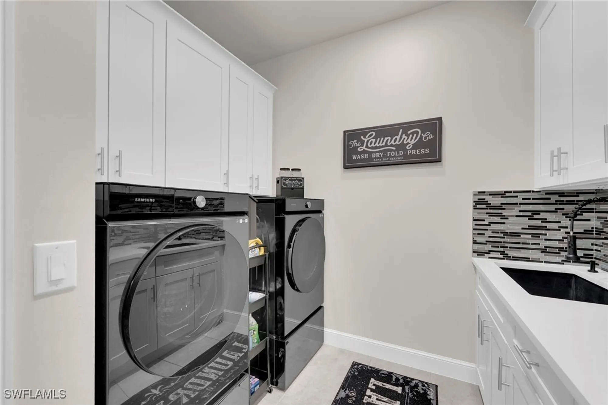 Property Slideshow image 15 of 47 | 19607 beechcrest pl, Estero, FL, 33928
