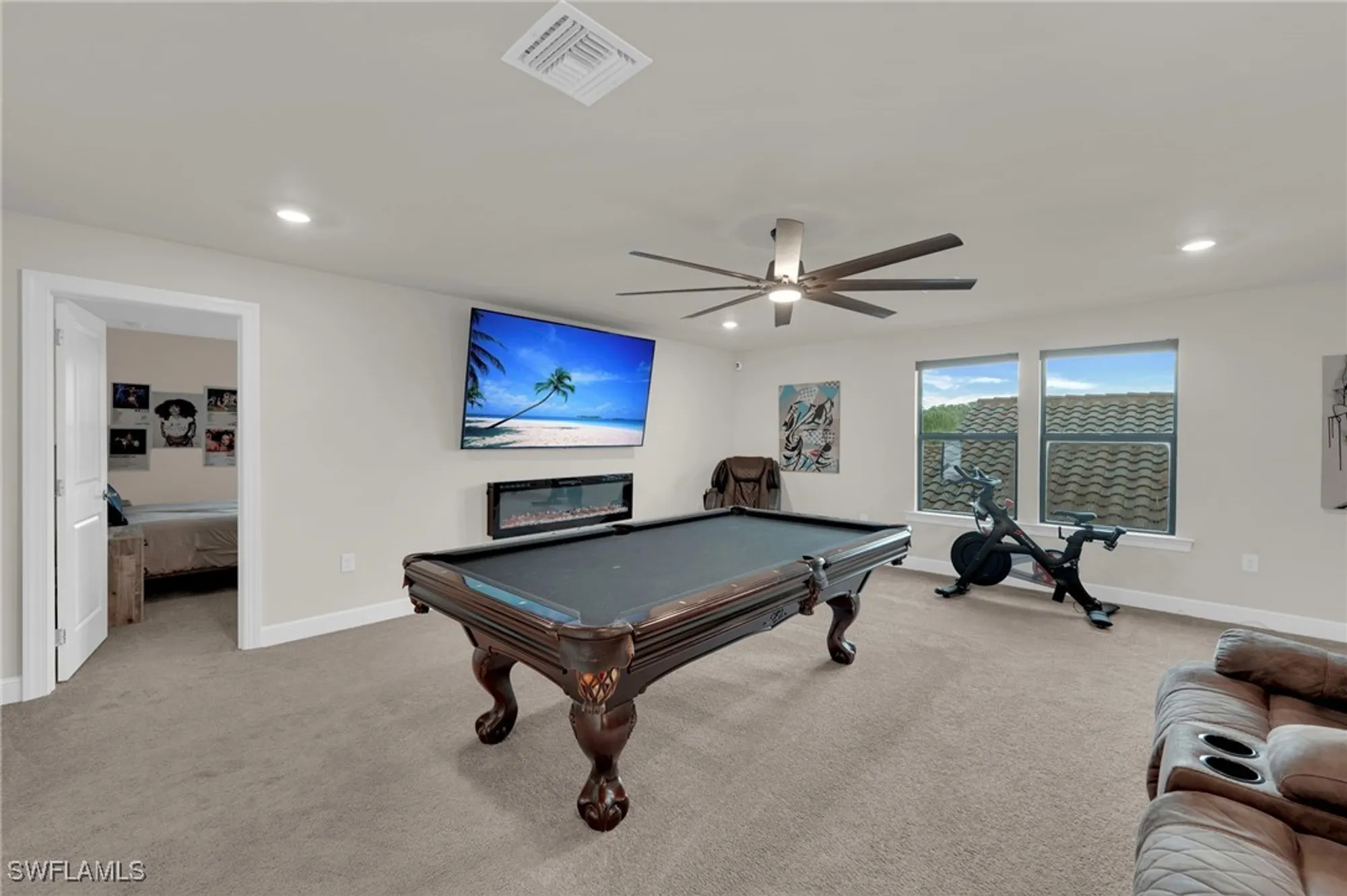 Property Slideshow image 20 of 47 | 19607 beechcrest pl, Estero, FL, 33928