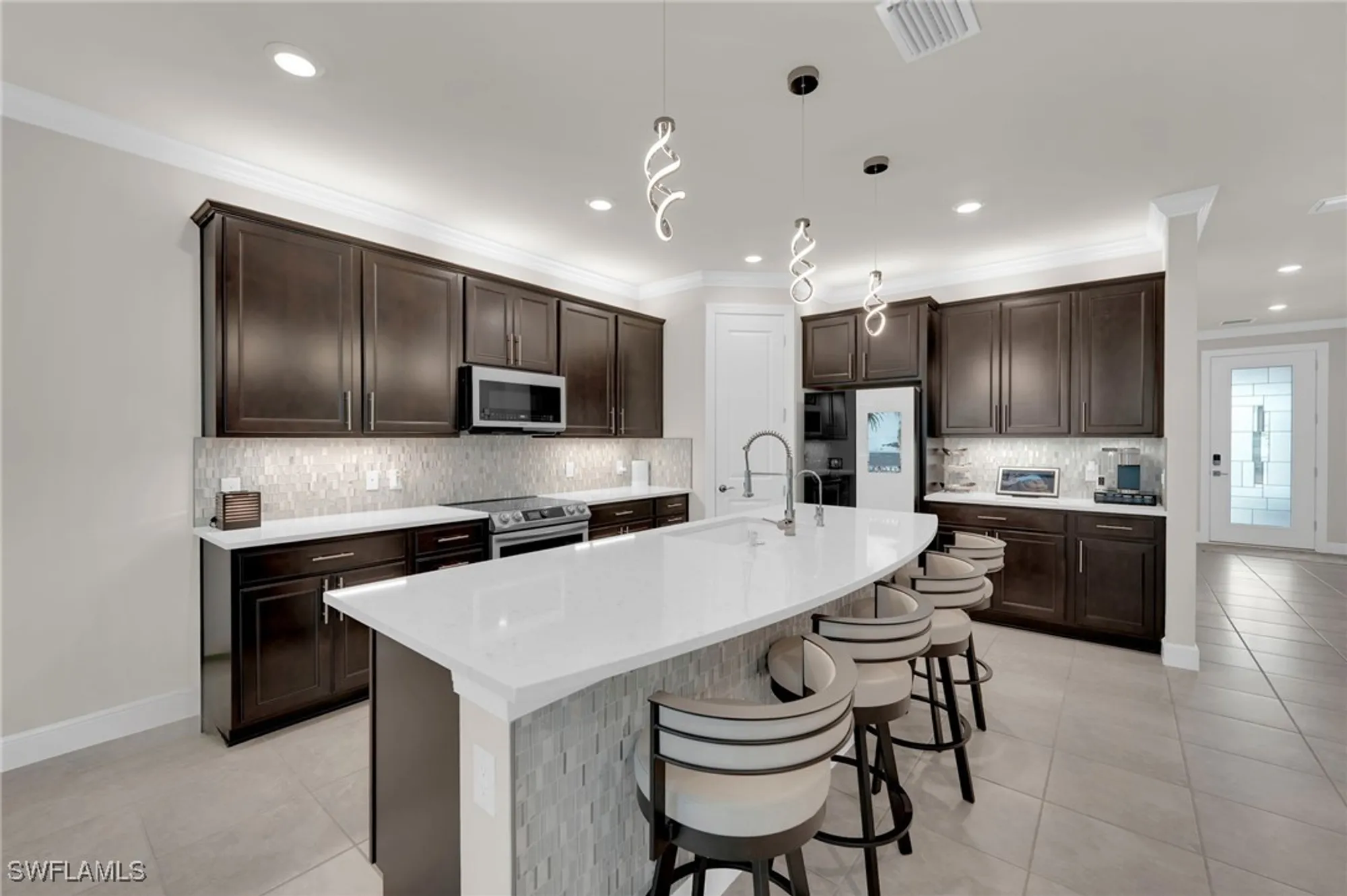 Property Slideshow image 7 of 47 | 19607 beechcrest pl, Estero, FL, 33928