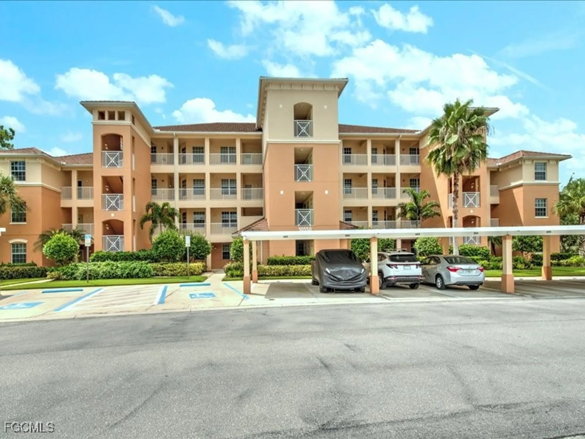 Property Slideshow image 1 of 40 | 10550 amiata way 303, Fort Myers, FL, 33913