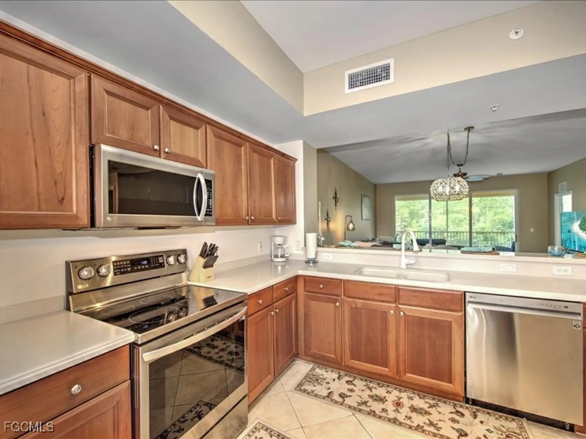 Property Slideshow image 5 of 40 | 10550 amiata way 303, Fort Myers, FL, 33913