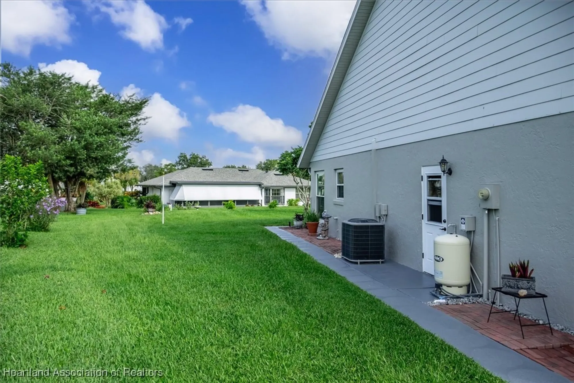 Property Slideshow image 27 of 31 | 124 crestview ct, Lake Placid, FL, 33852
