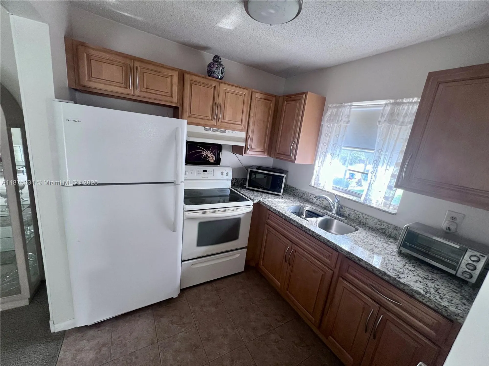 Property Slideshow image 15 of 29 | 418 sheffield q # 418, West Palm Beach, FL, 33417