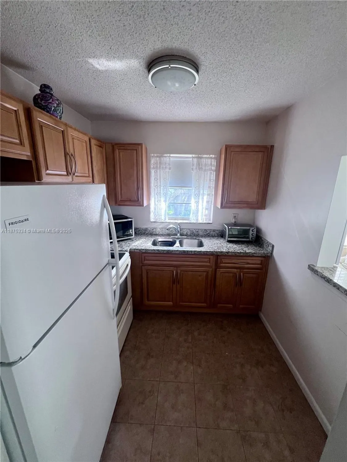 Property Slideshow image 16 of 29 | 418 sheffield q # 418, West Palm Beach, FL, 33417