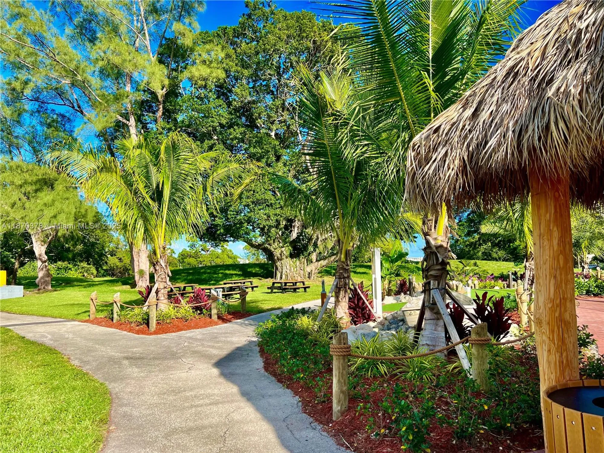 Property Slideshow image 37 of 44 | 2001 ventnor g # 2001, Deerfield Beach, FL, 33442
