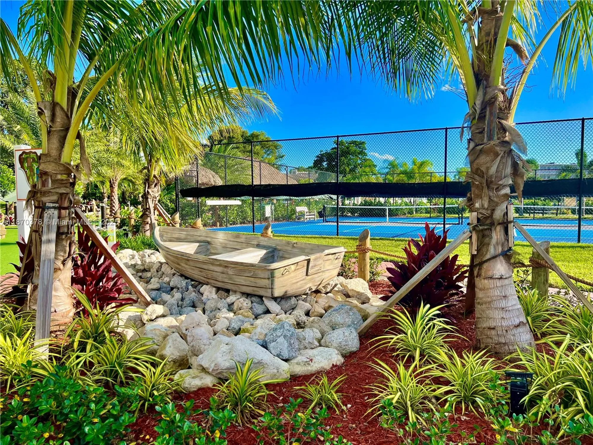 Property Slideshow image 38 of 44 | 2001 ventnor g # 2001, Deerfield Beach, FL, 33442