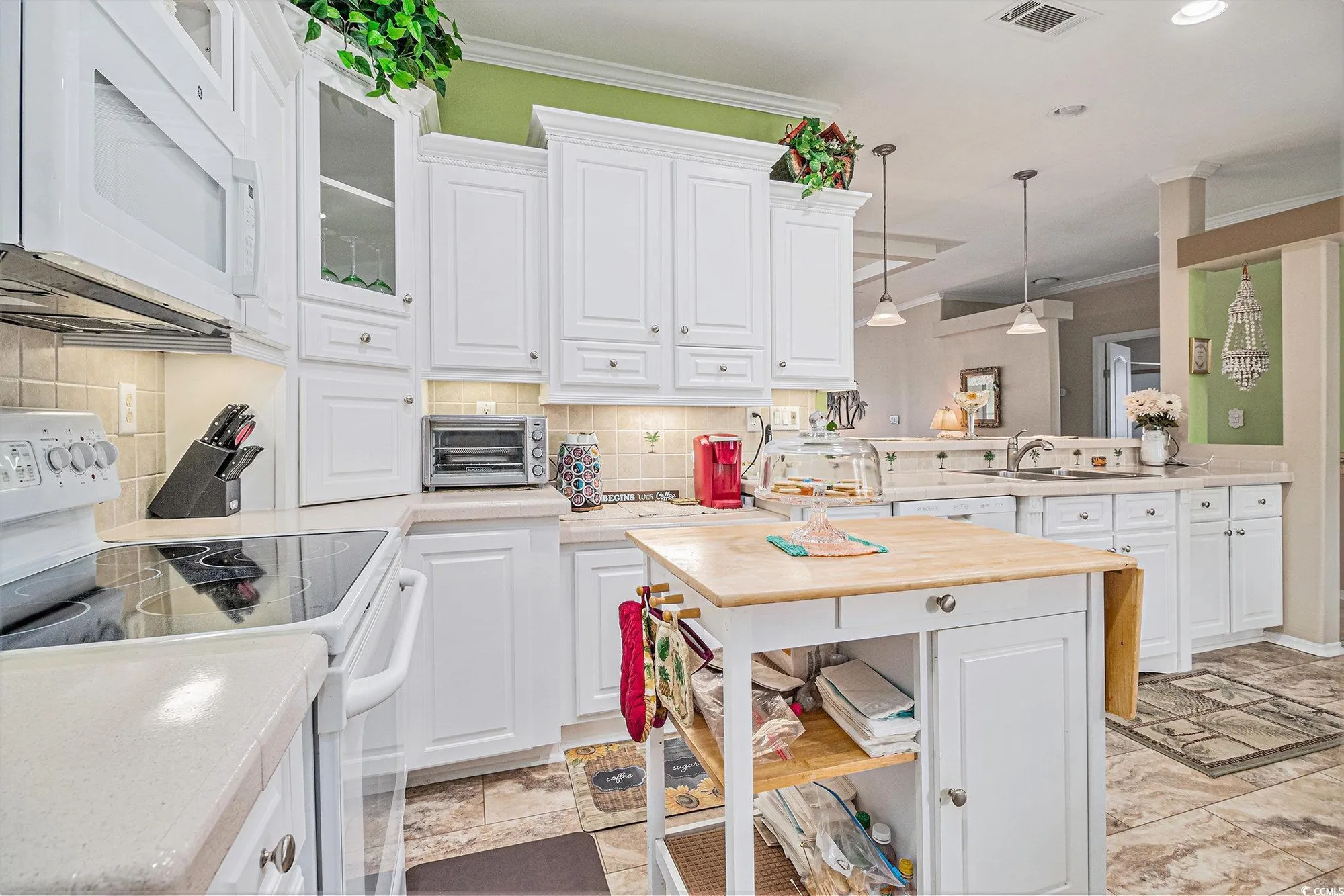 Property Slideshow image 11 of 40 | 705 wincrest ct, Conway, SC, 29526