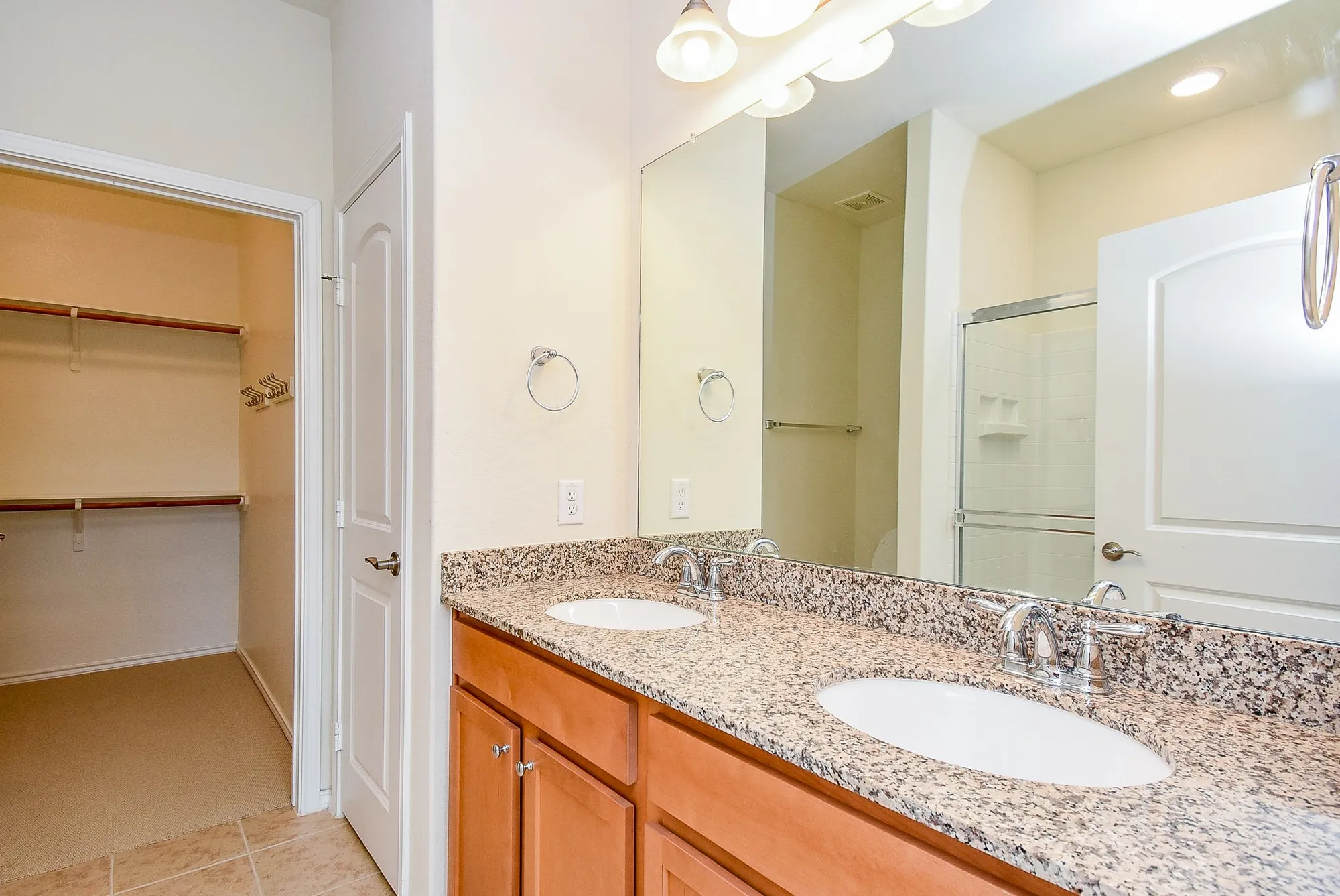 Property Slideshow image 19 of 25 | 3210 cocoplum way, Richmond, TX, 77469