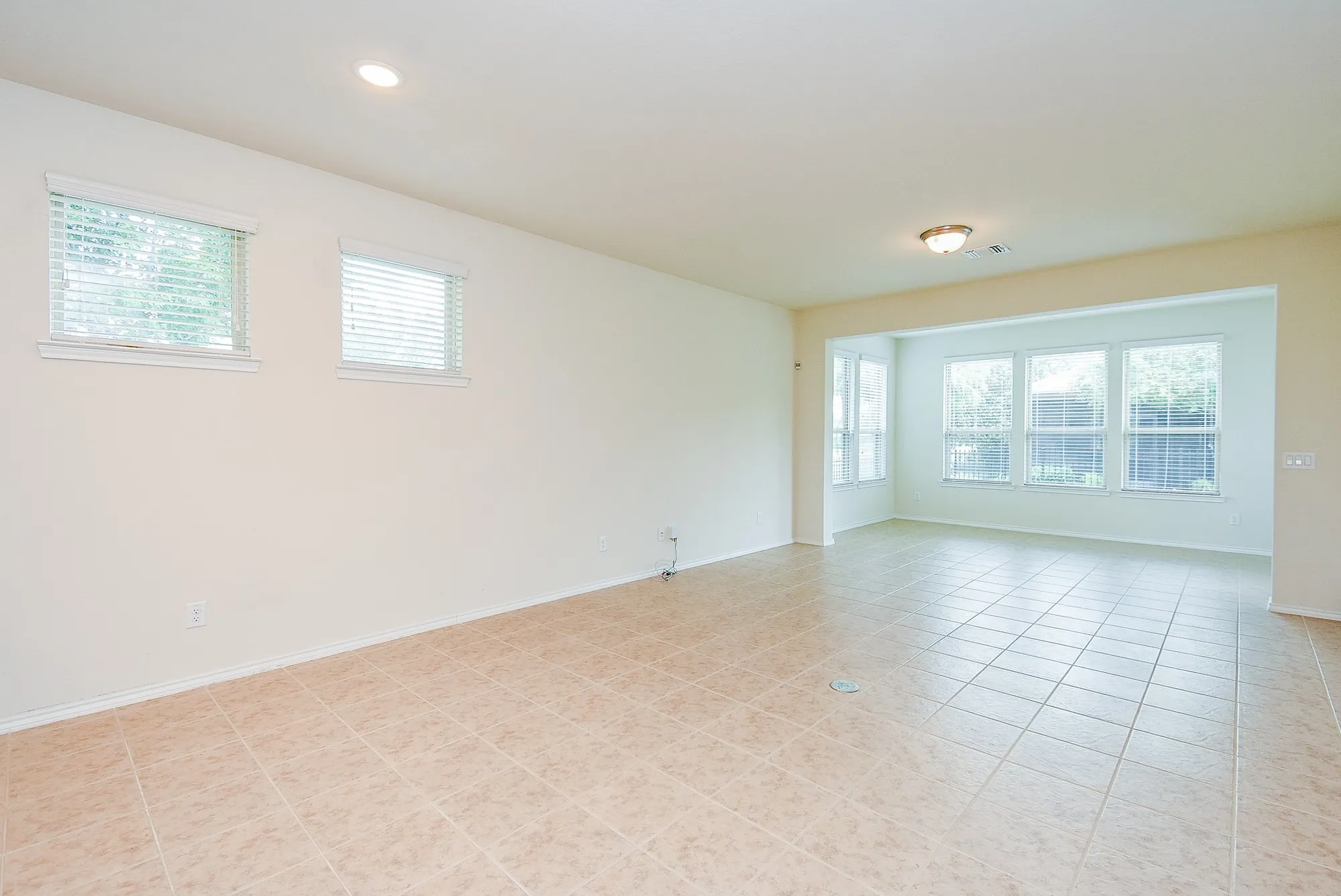 Property Slideshow image 12 of 25 | 3210 cocoplum way, Richmond, TX, 77469