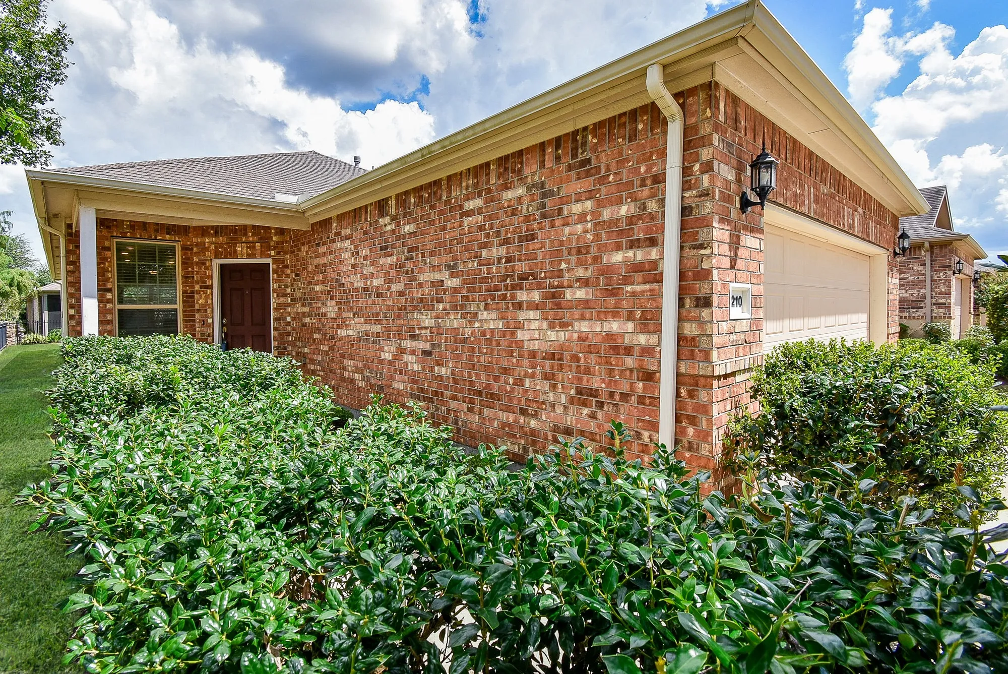 Property Slideshow image 3 of 25 | 3210 cocoplum way, Richmond, TX, 77469