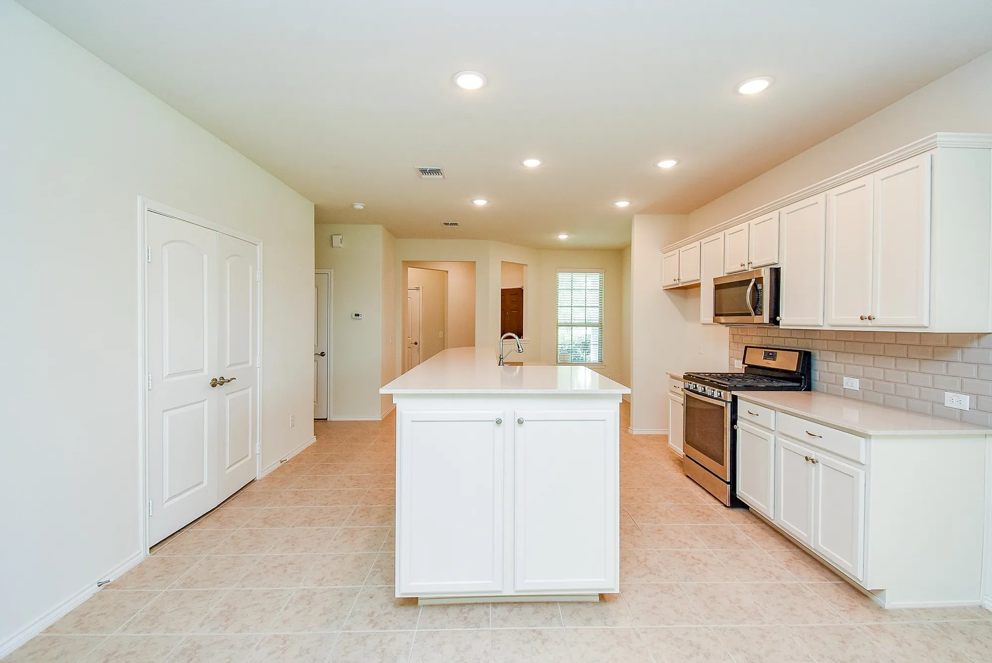 Property Slideshow image 7 of 25 | 3210 cocoplum way, Richmond, TX, 77469