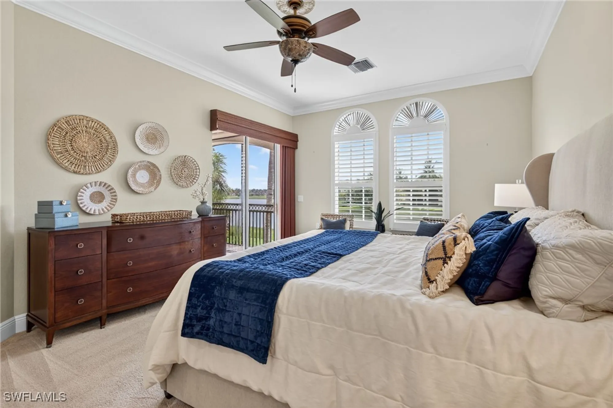 Property Slideshow image 19 of 46 | 3168 serena ln apt 201, Naples, FL, 34114