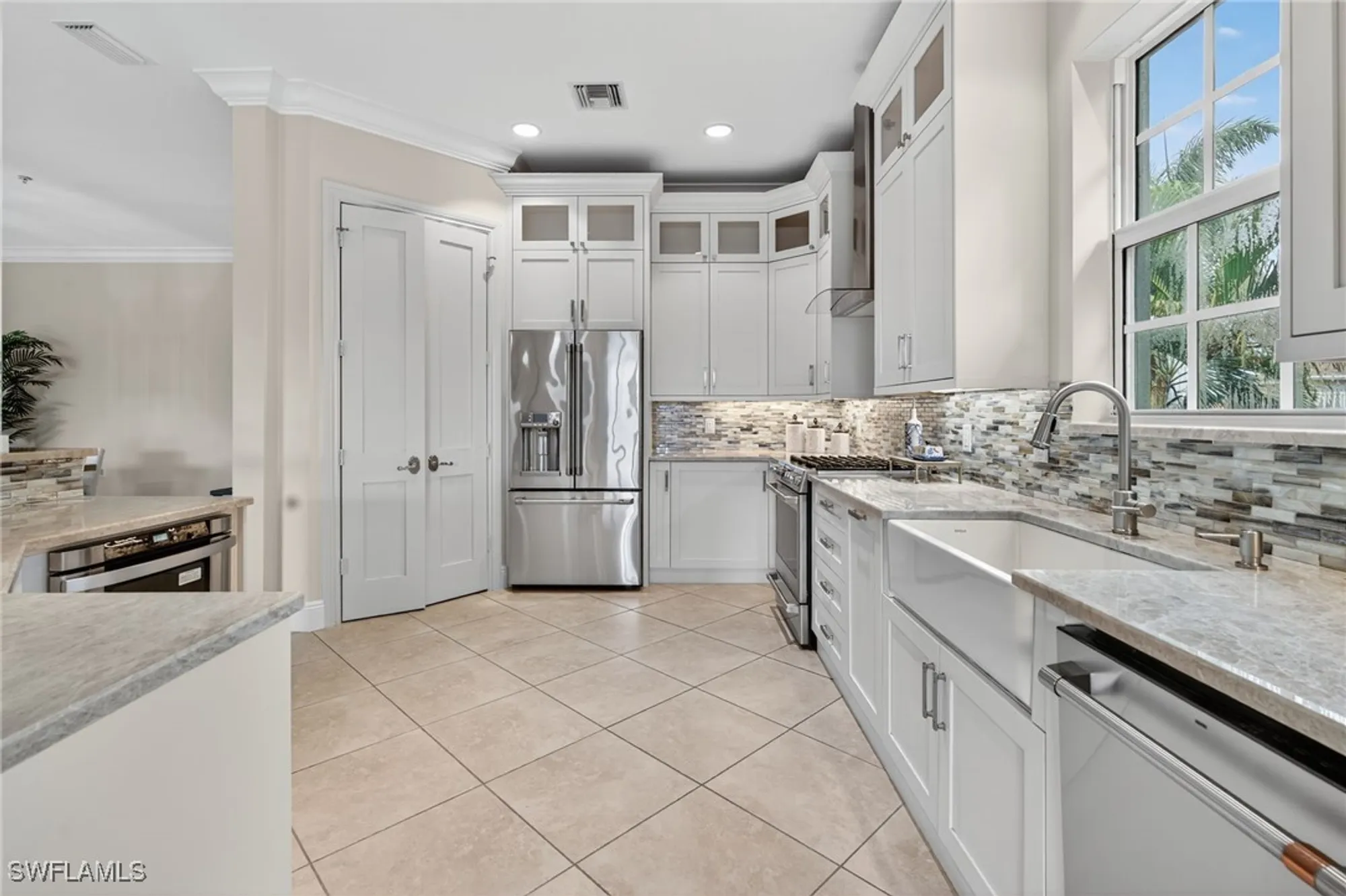 Property Slideshow image 13 of 46 | 3168 serena ln apt 201, Naples, FL, 34114