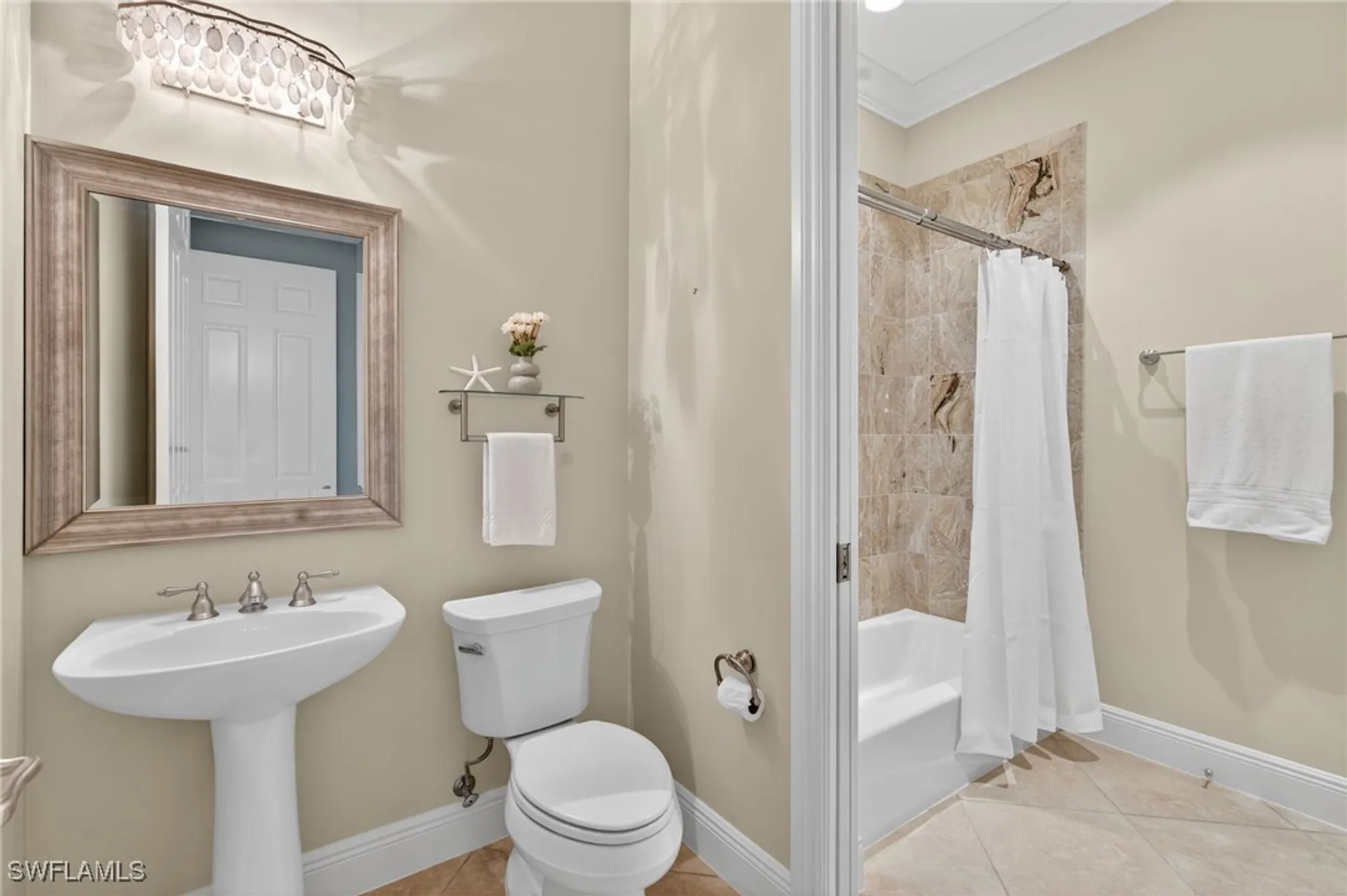 Property Slideshow image 23 of 46 | 3168 serena ln apt 201, Naples, FL, 34114