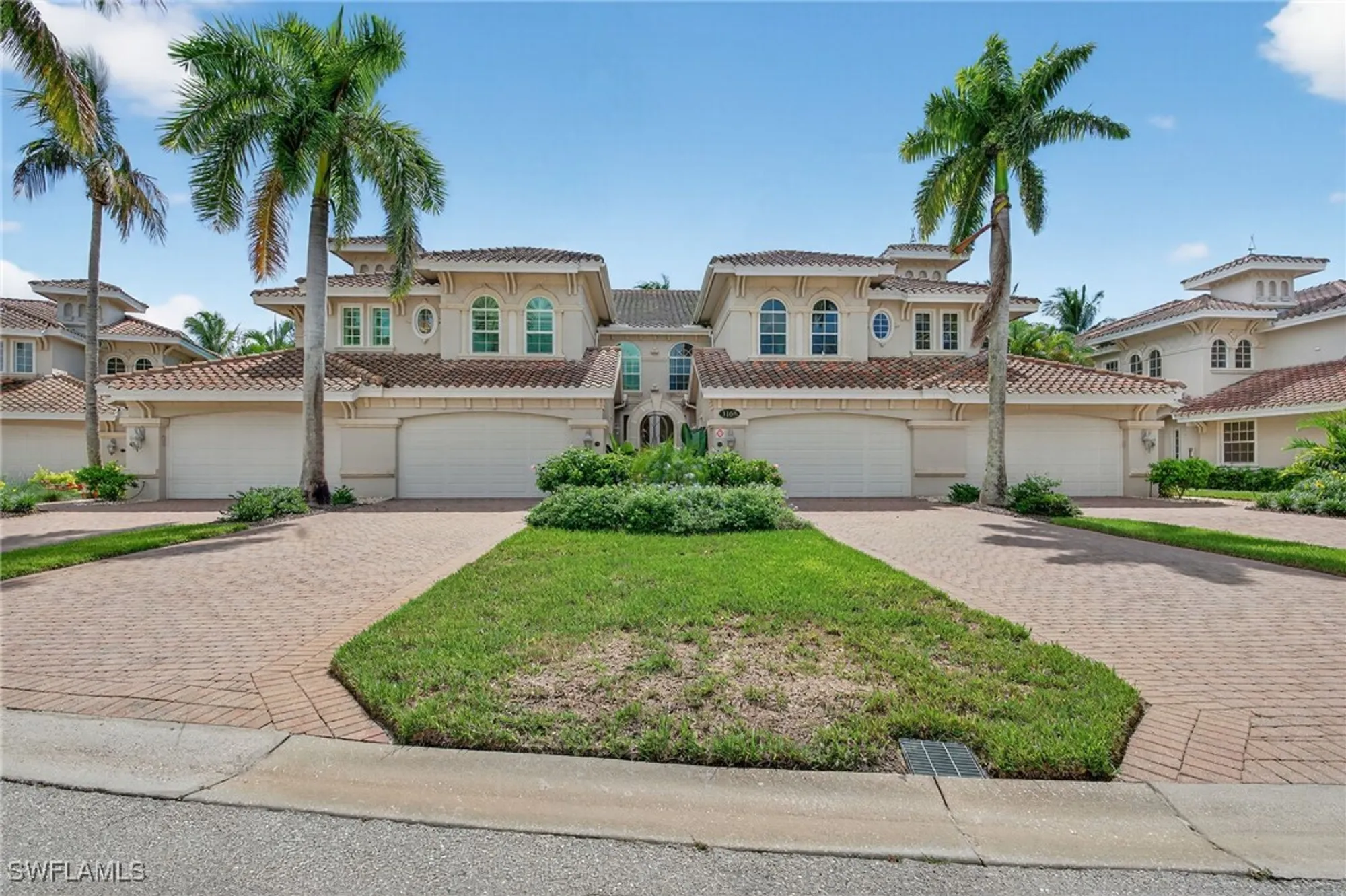 Property Slideshow image 33 of 46 | 3168 serena ln apt 201, Naples, FL, 34114
