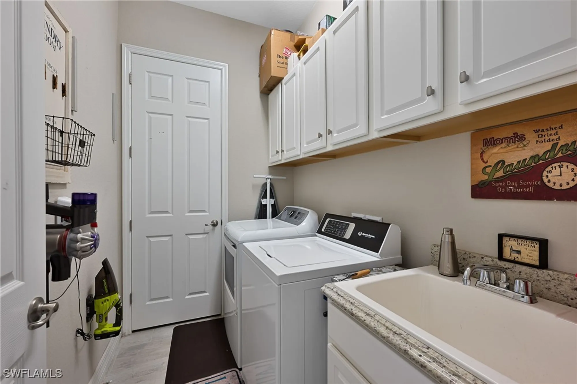 Property Slideshow image 20 of 31 | 19046 elston way, Estero, FL, 33928