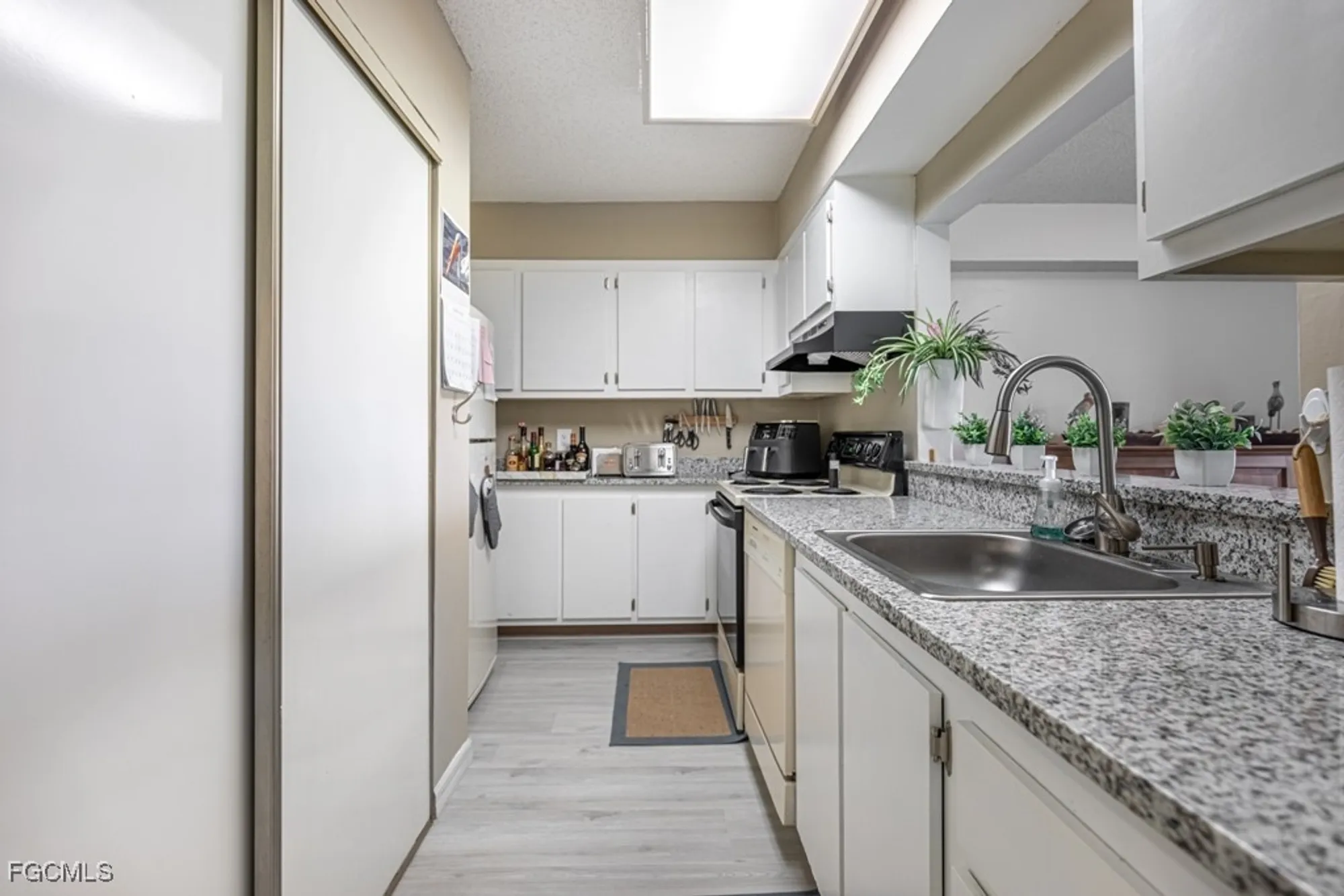 Property Slideshow image 3 of 36 | 7410 lake breeze dr 208, Fort Myers, FL, 33907