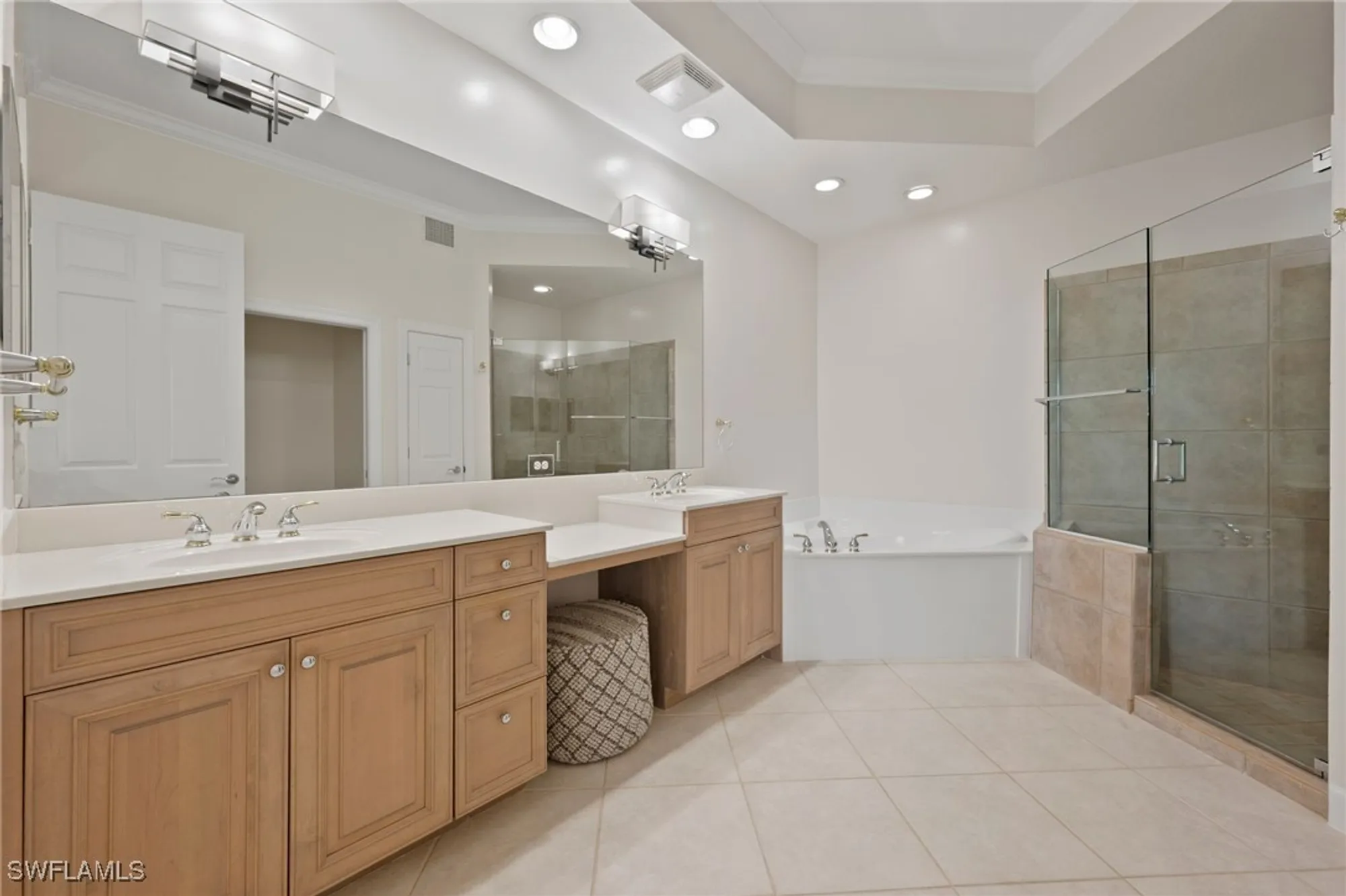 Property Slideshow image 12 of 27 | 23700 merano ct apt 101, Estero, FL, 34134